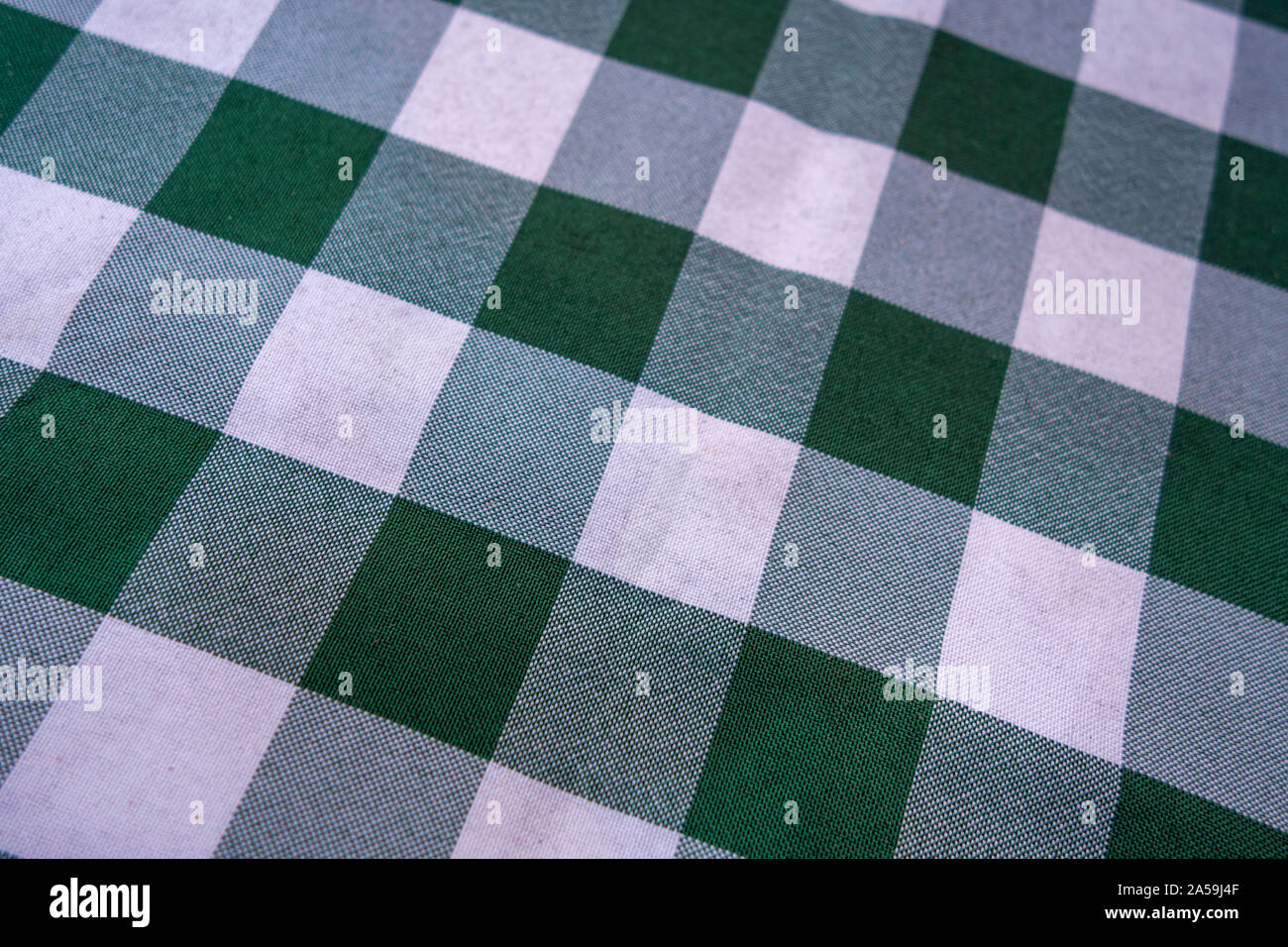 Blanc et vert à carreaux table cloth Banque D'Images