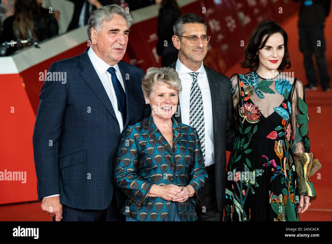 L-R) Jim Carter, Imelda Staunton, Michael Engler et Michelle Dockery assister à la 'Downton Abbey' tapis rouge lors de la 14ème Festival du Film de Rome. Banque D'Images