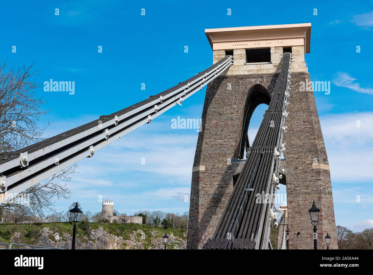 Bristol, Royaume-Uni, avril 2019 - Observatoire de Bristol & suspension bridge Banque D'Images