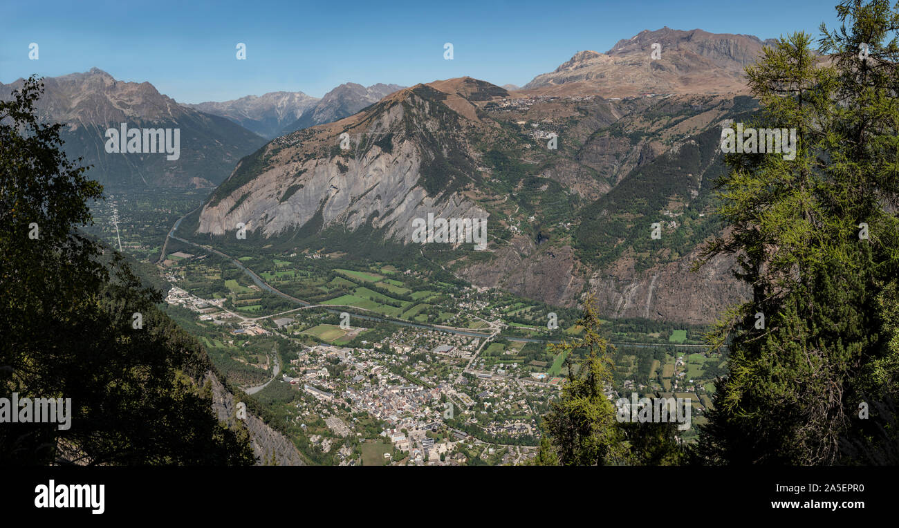 Vallée du Bourg-d'Oisans, France. Banque D'Images