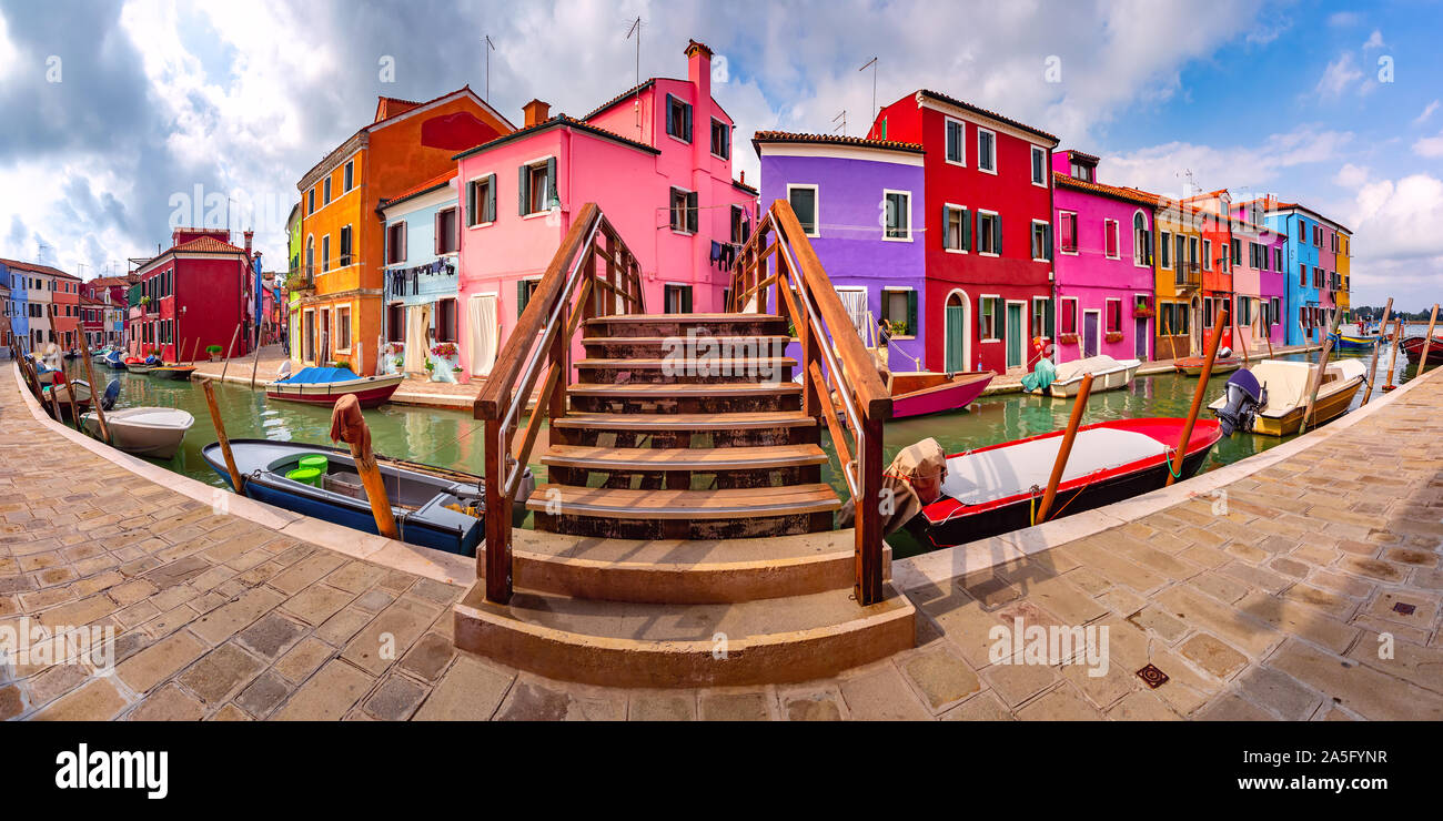 Maisons colorées de Burano, Venise Banque D'Images
