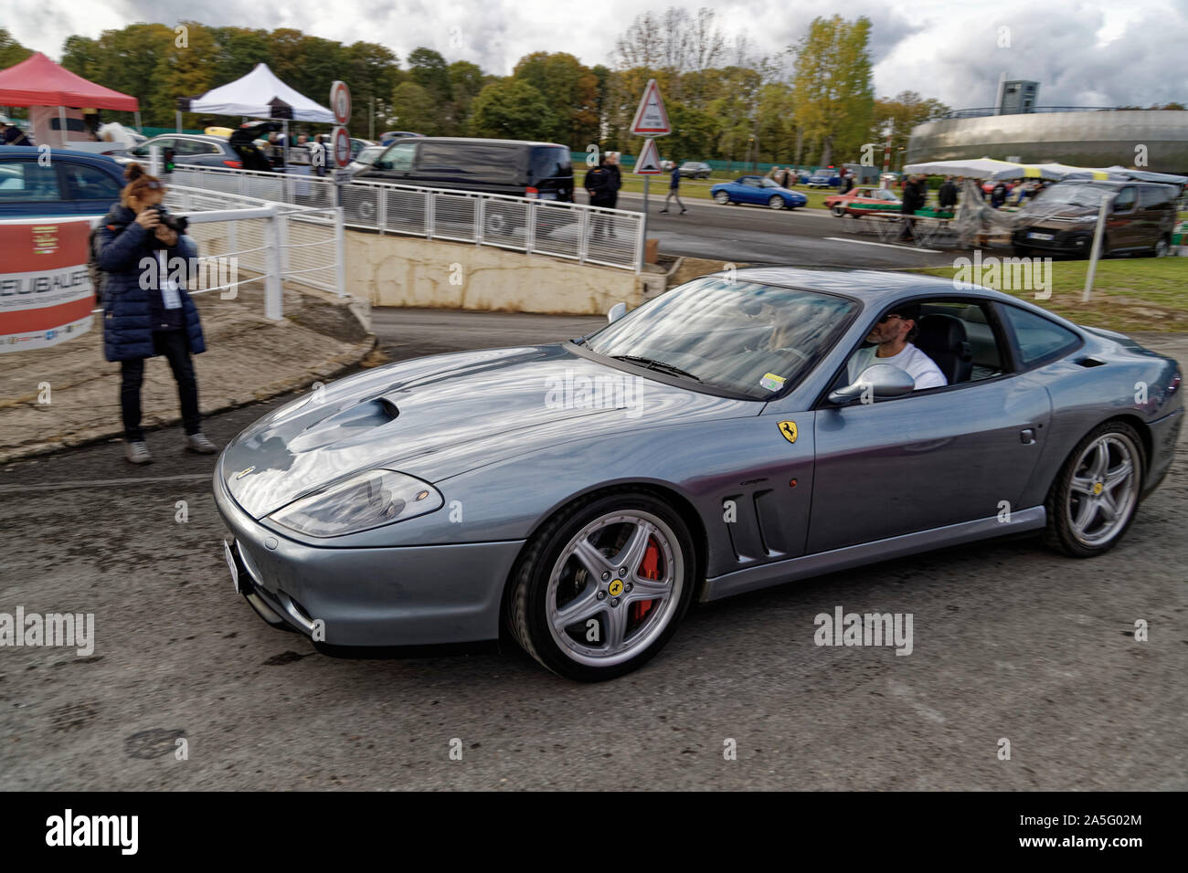 La France, de Linas-Montlhéry. 19 Oct, 2019. Rencontre italienne 2019, l'Autodrome de Linas-Montlhéry le circuit mythique de Linas-Montlhéry, en France. Banque D'Images