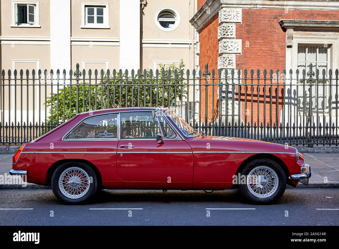 MGB GT 2 portes coupé Banque D'Images