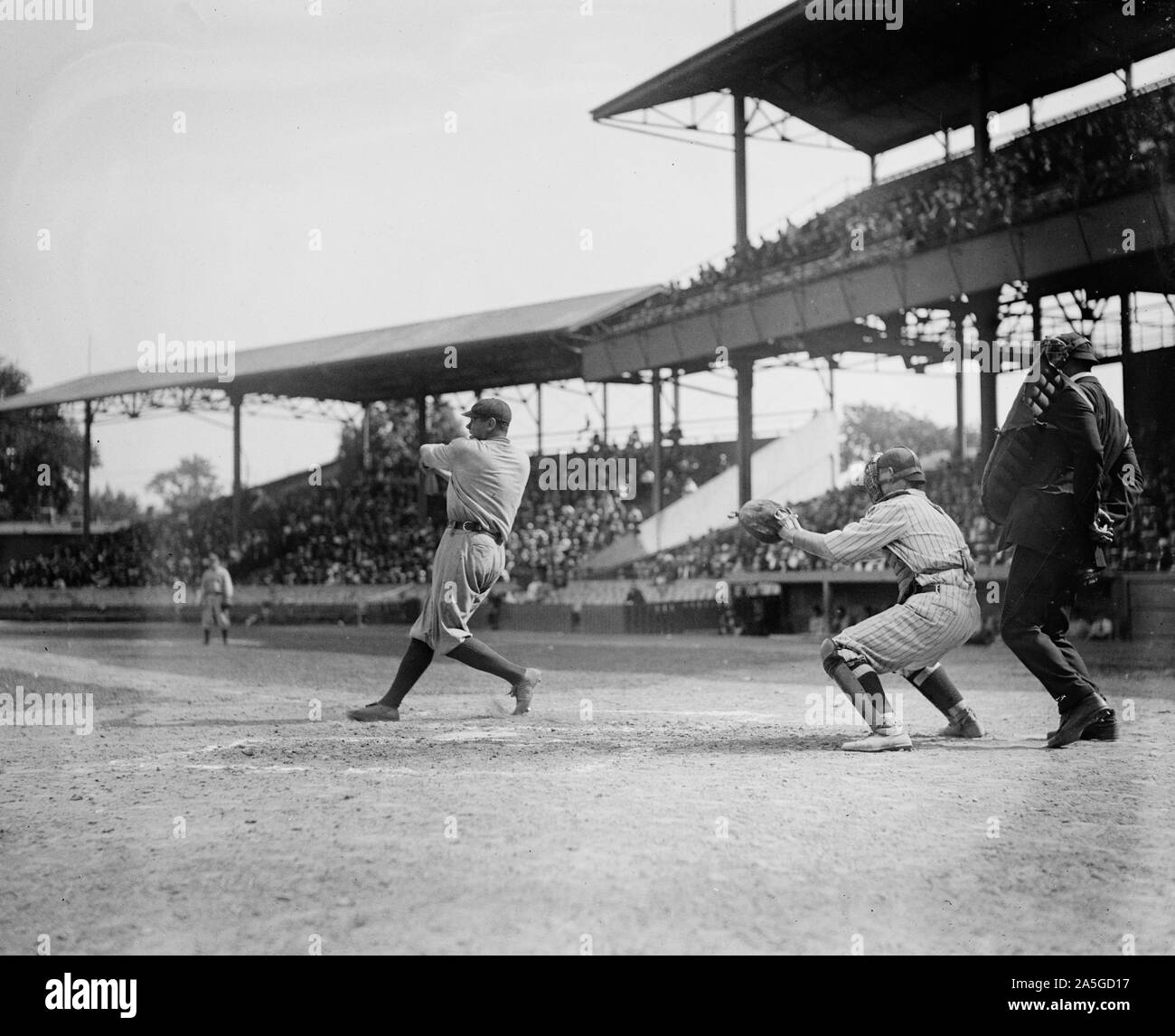 Babe Ruth au bâton, Garret attraper 1921 Banque D'Images