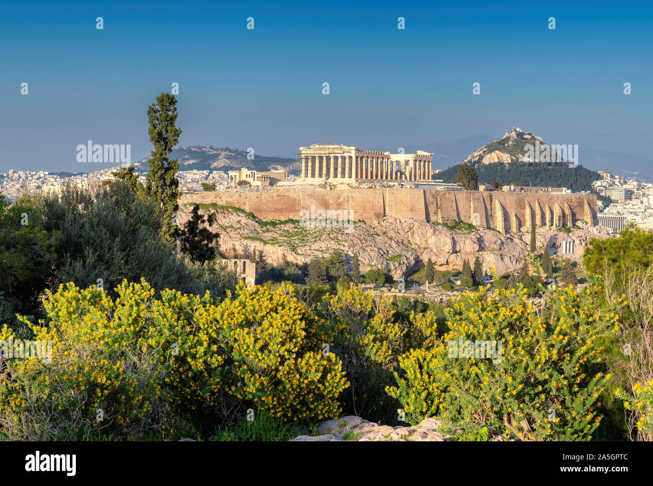 Le temple du Parthénon dans Acropole d'Athènes au coucher du soleil, Athènes, Grèce. Banque D'Images