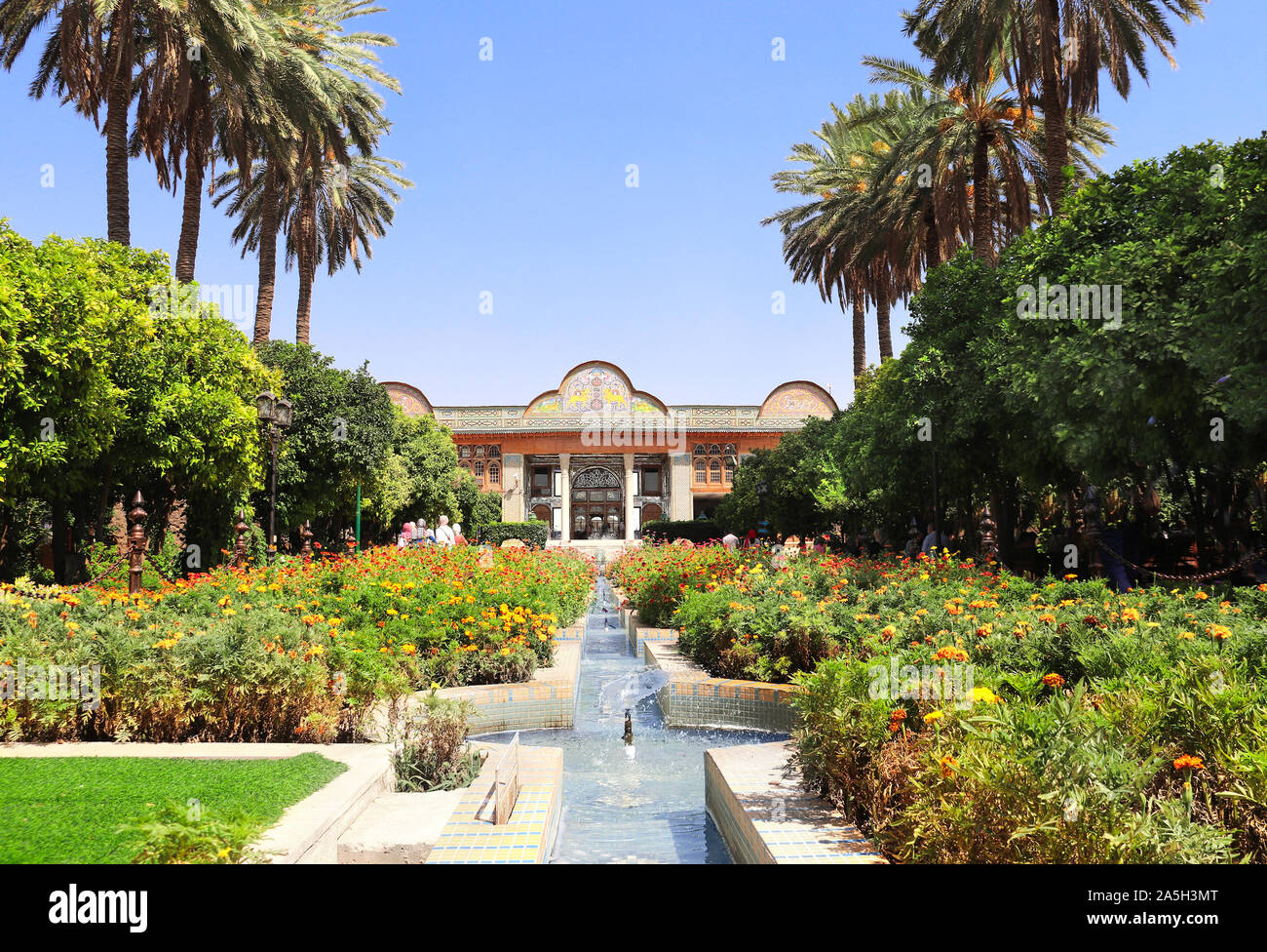 Maison Qavam à Ghavam Jardin de l'Université de Shiraz (Narenjestan-e Ghavam), Shiraz, Iran. Site du patrimoine mondial de l'UNESCO Banque D'Images