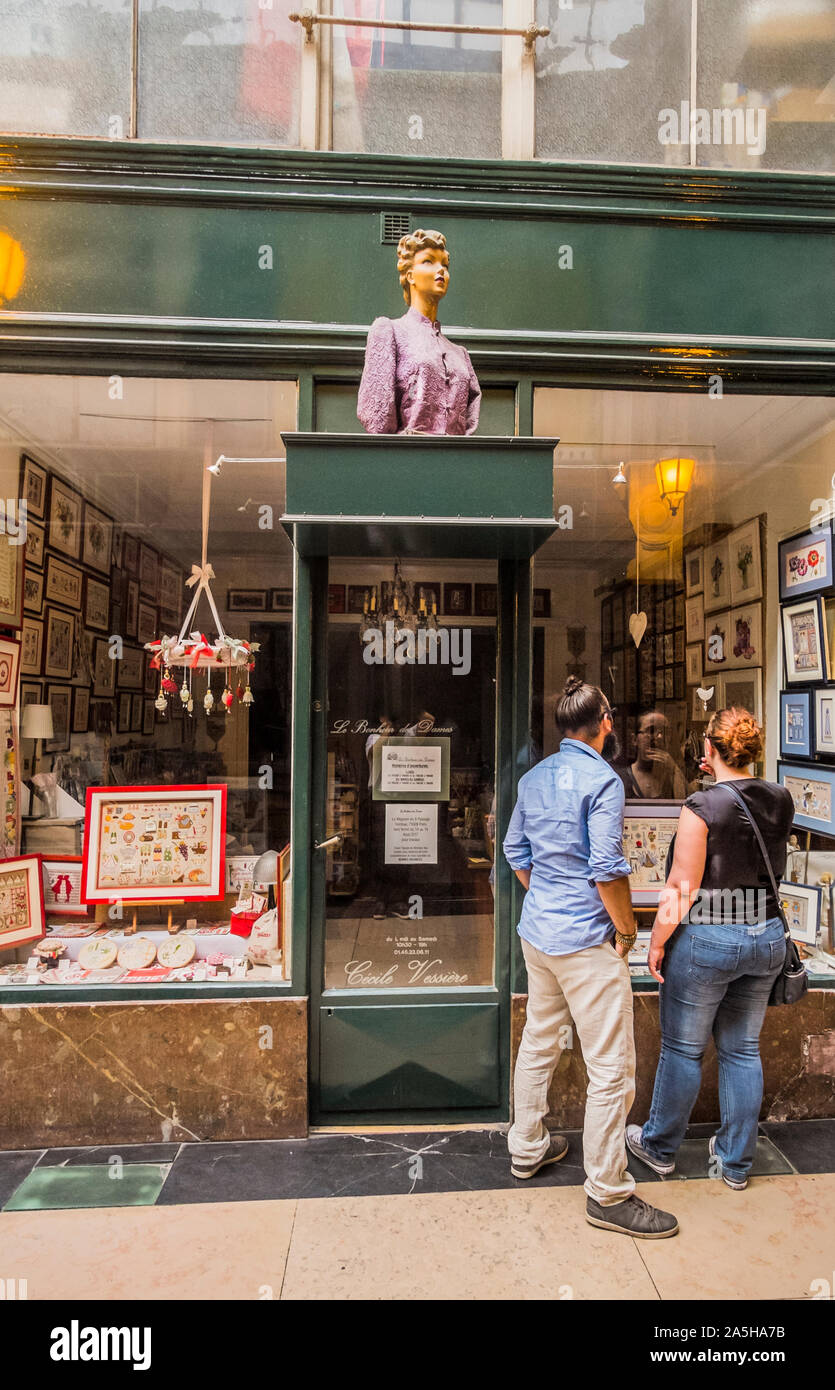 Magasin d'artisanat "le bonheur des dames" Banque D'Images