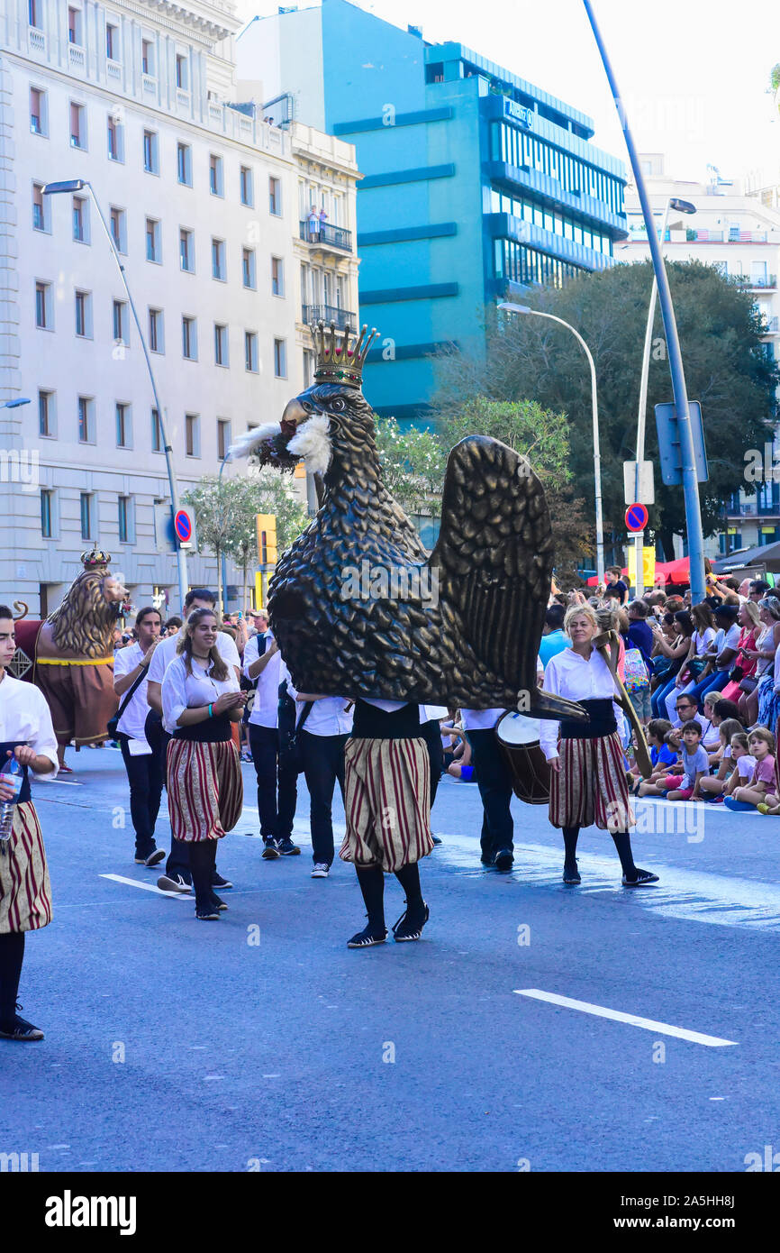 Festival de la Mercè. Danse de l'aigle. Barcelone, Catalogne, Espagne. Banque D'Images
