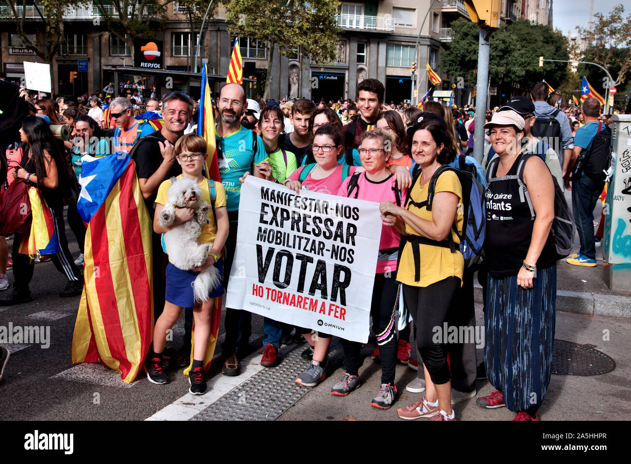 Marche de l'indépendance catalane, le 19 octobre 2019, Barcelone. Banque D'Images