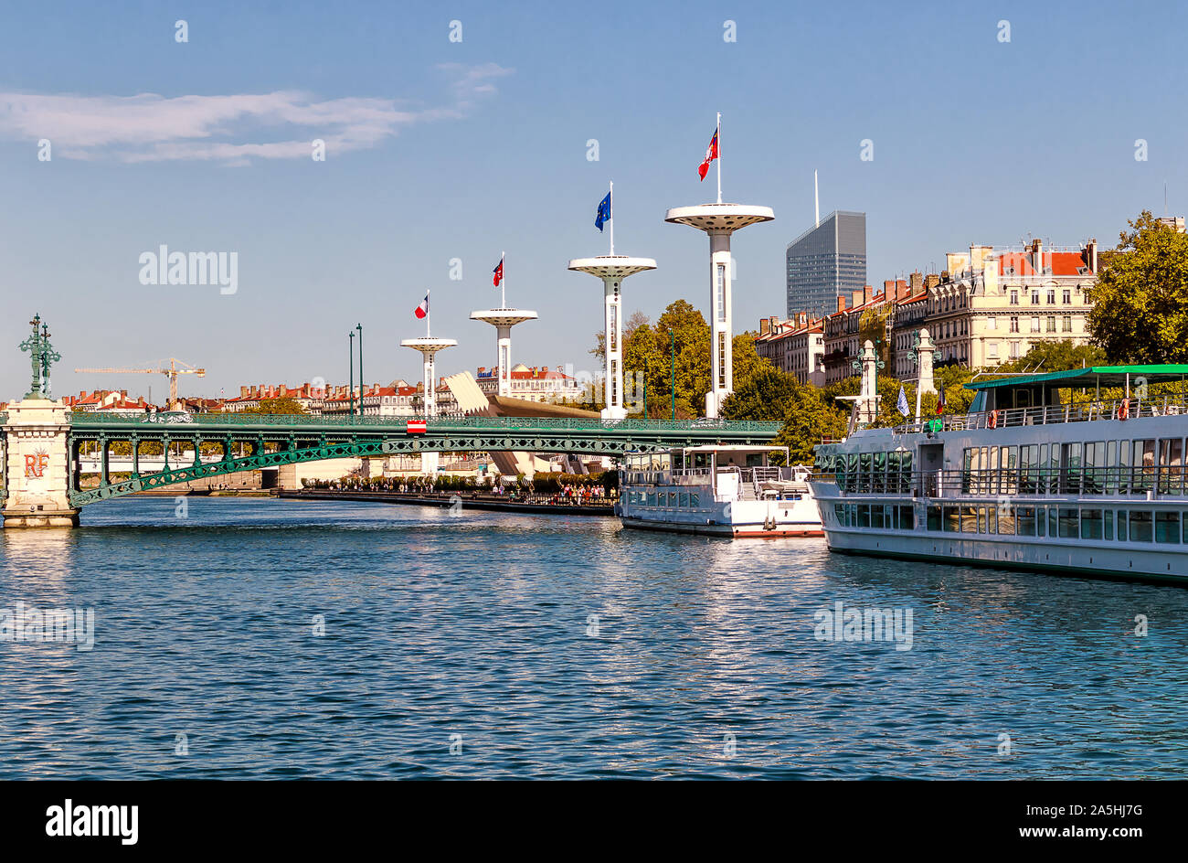 Des Toits de Lyon, pont University et le Rhône, France Banque D'Images