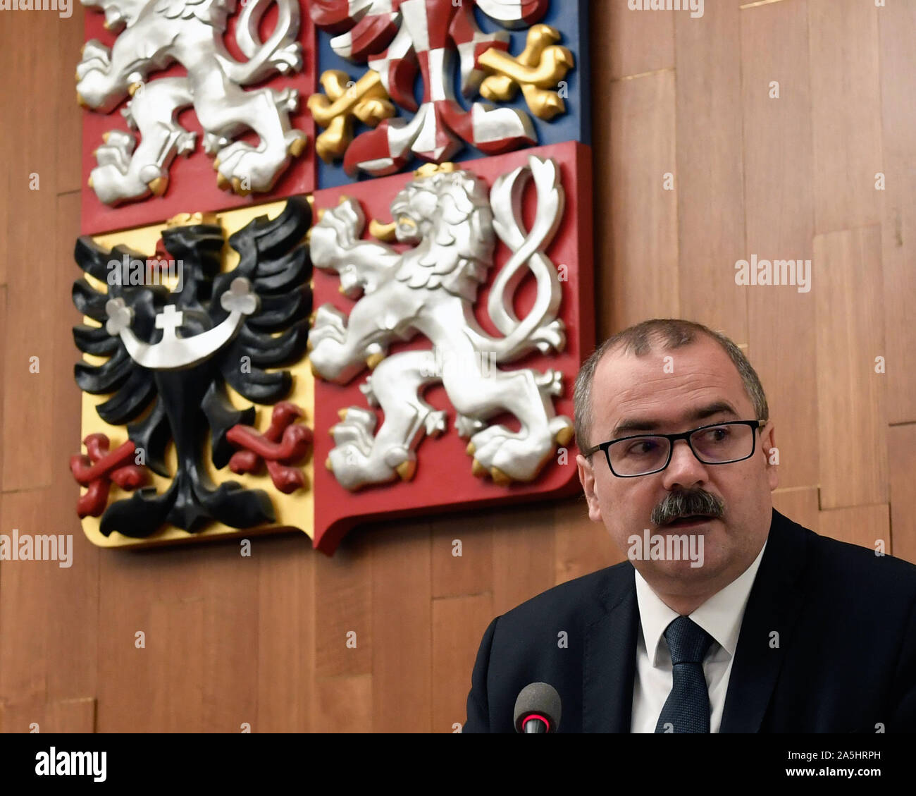 Prague, République tchèque. 21 Oct, 2019. Pavel Zacek, République tchèque MP, assiste à la 2e conférence internationale de sécurité actuel en mettant l'accent sur les menaces militaires sélectionnés, la sécurité et les aspects politiques, le 21 octobre 2019, à Prague, en République tchèque. Photo : CTK Michal Krumphanzl/Photo/Alamy Live News Banque D'Images