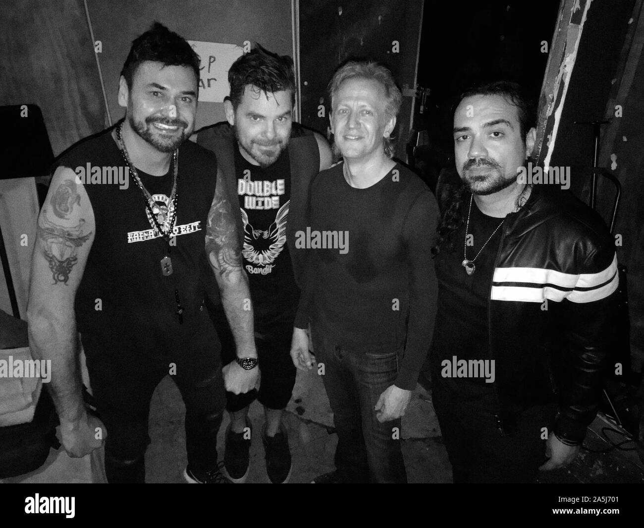 16 octobre 2019, Hollywood, Californie, USA : J16075CHW.Alternative Rock Band BIRD3 réunit pour premier concert Live .Molly Malone's, Los Angeles, Californie, USA .10/16/2019 .BIRD, MICHAEL MILEY, GREG COATES ET CONRADO PENSINATO.Â©Clinton H.Wallace/Photomundo/ Photos International Inc (crédit Image : © Clinton Wallace/Globe Photos via Zuma sur le fil) Banque D'Images