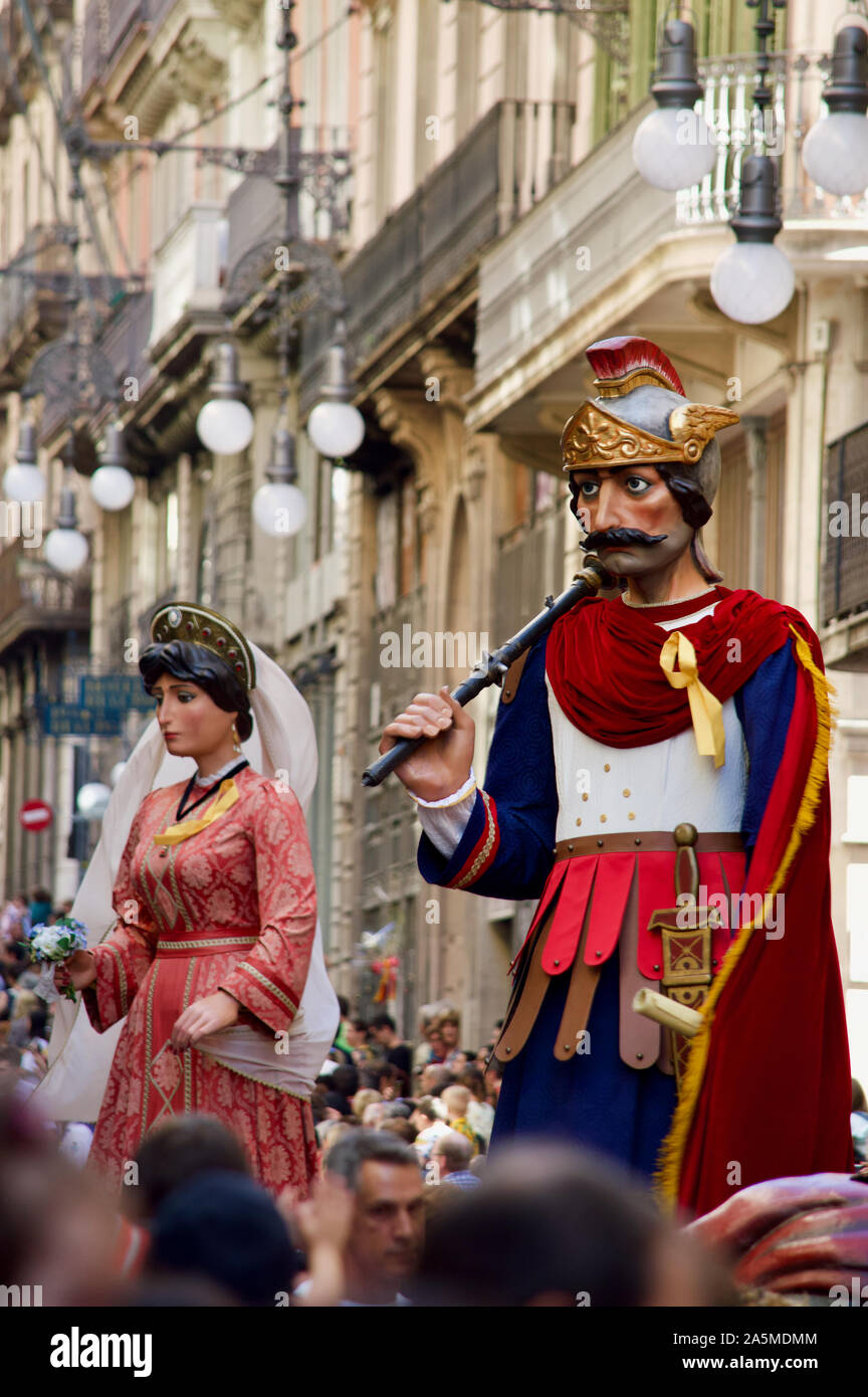 Les Géants défilent lors du Festival 2019 La Merce à Plaça de Sant Jaume de Barcelone, Espagne Banque D'Images
