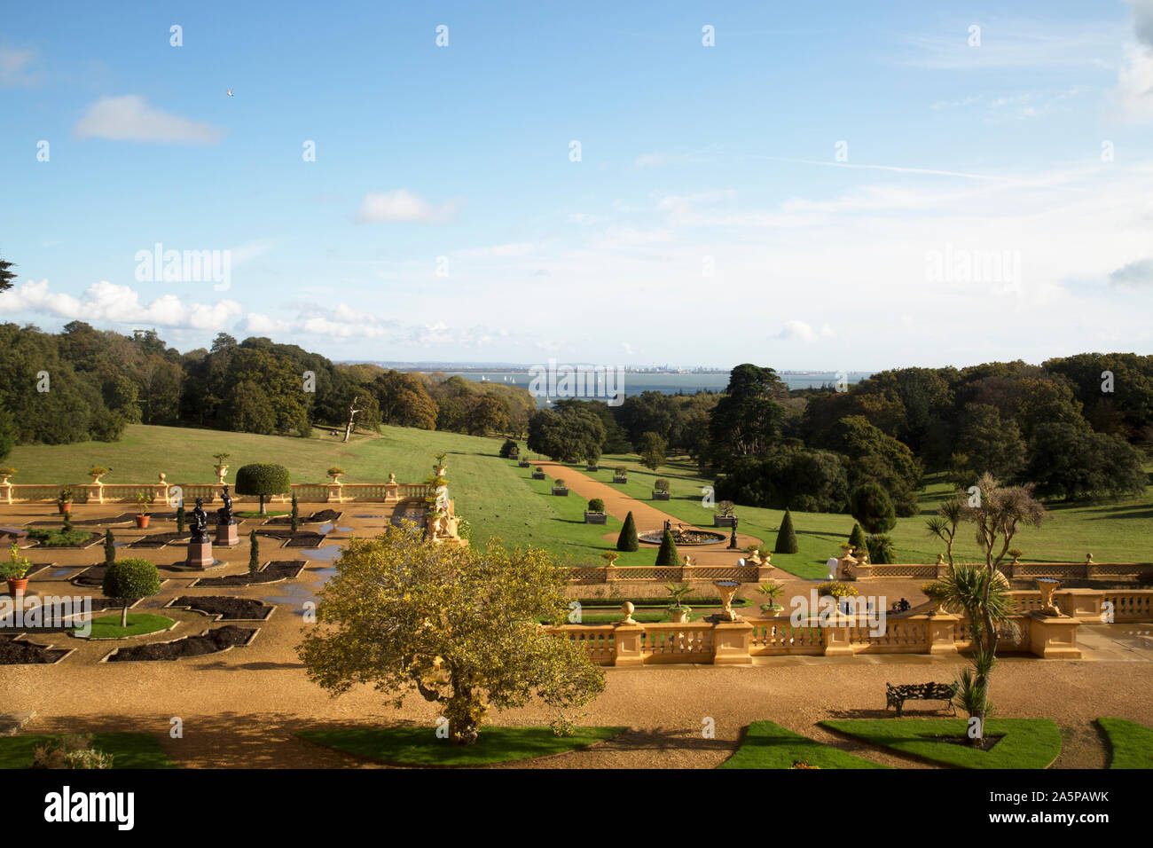 Jardins formels, Osborne House est une ancienne résidence d'été de la reine Victoria dans la région de East Cowes (île de Wight, Royaume-Uni. Banque D'Images