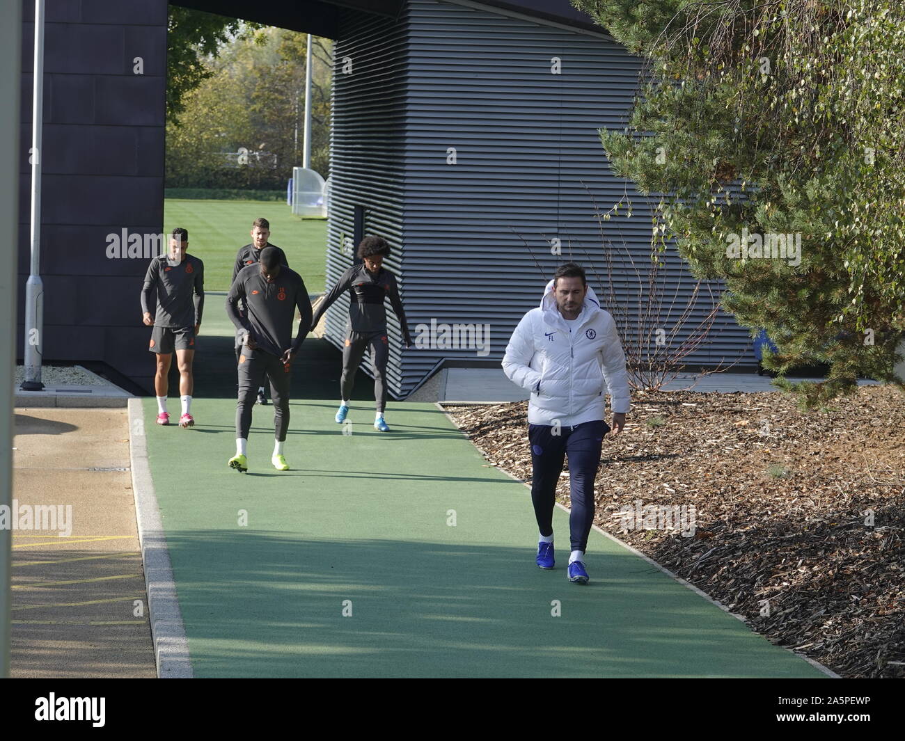 Cobham, Surrey, UK. 22 octobre, 2019. Frank Lampard, Chelsea Football Club manager, prend la formation préalable à son club de prendre le club néerlandais, Ajax sur journée 3 de la Ligue des Champions 2019-2020 Crédit : Motofoto/Alamy Live News Banque D'Images