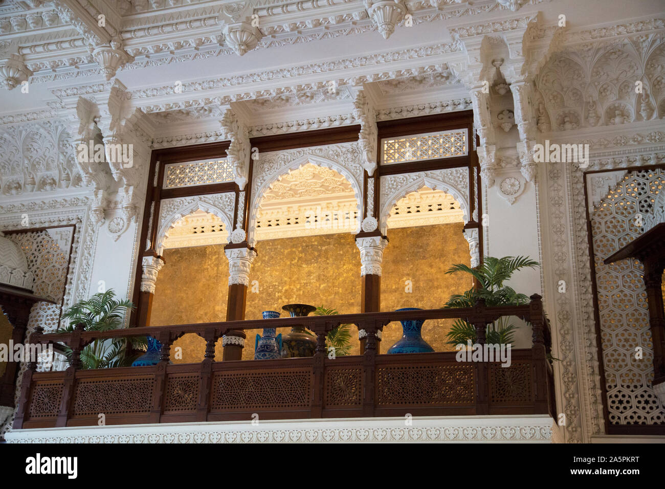 La Durbar salle décorée par Bhai Ram Singh dans un style complexe et pour la reine Victoria à Osborne House, Cowes, île de Wight, Royaume-Uni Banque D'Images