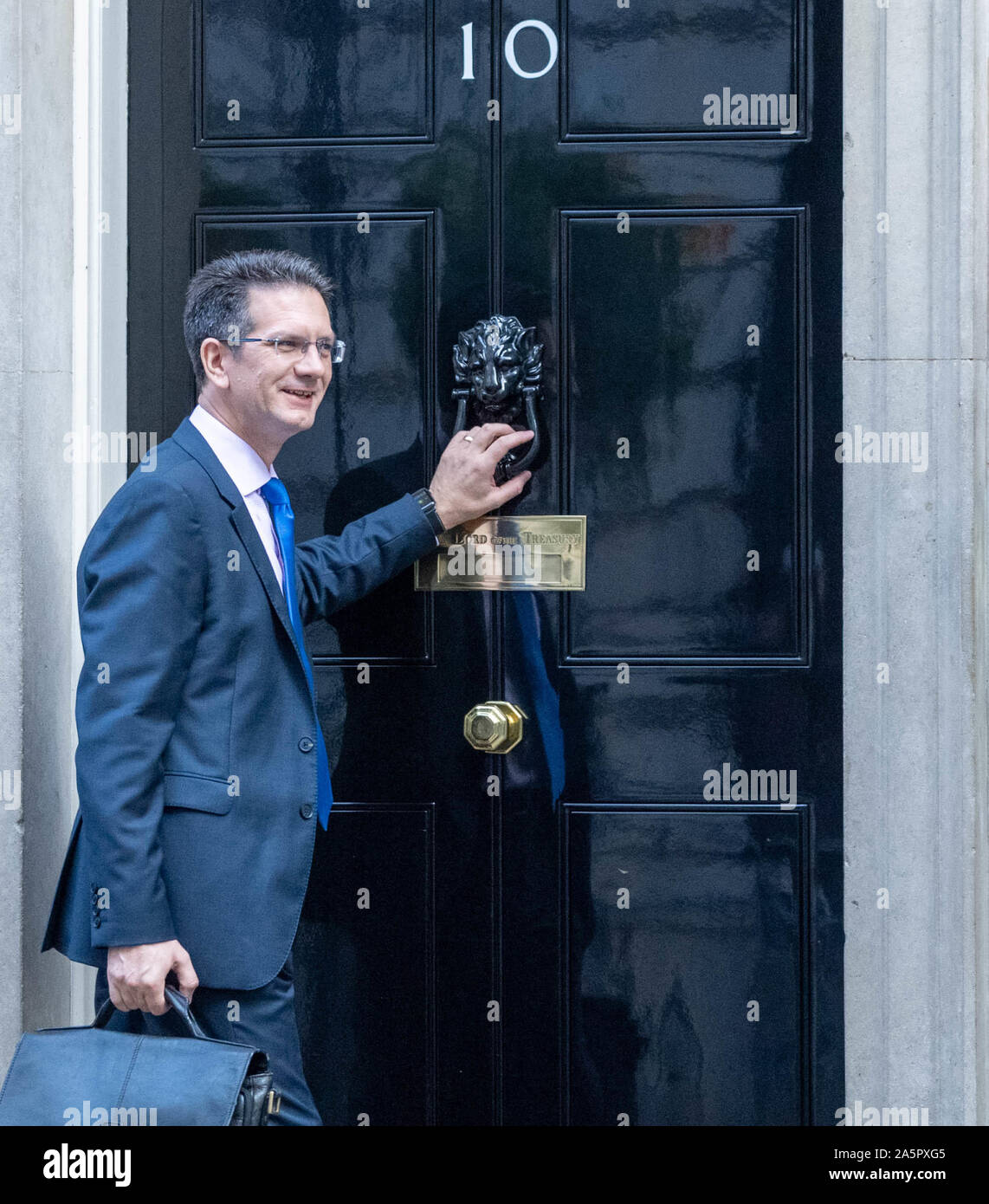 London UK 22 oct.2019, Steven Baker, député, Président du Groupe de Recherche Européen arrive au 10 Downing Street, London Credit Ian Davidson/Alamy Live News Banque D'Images