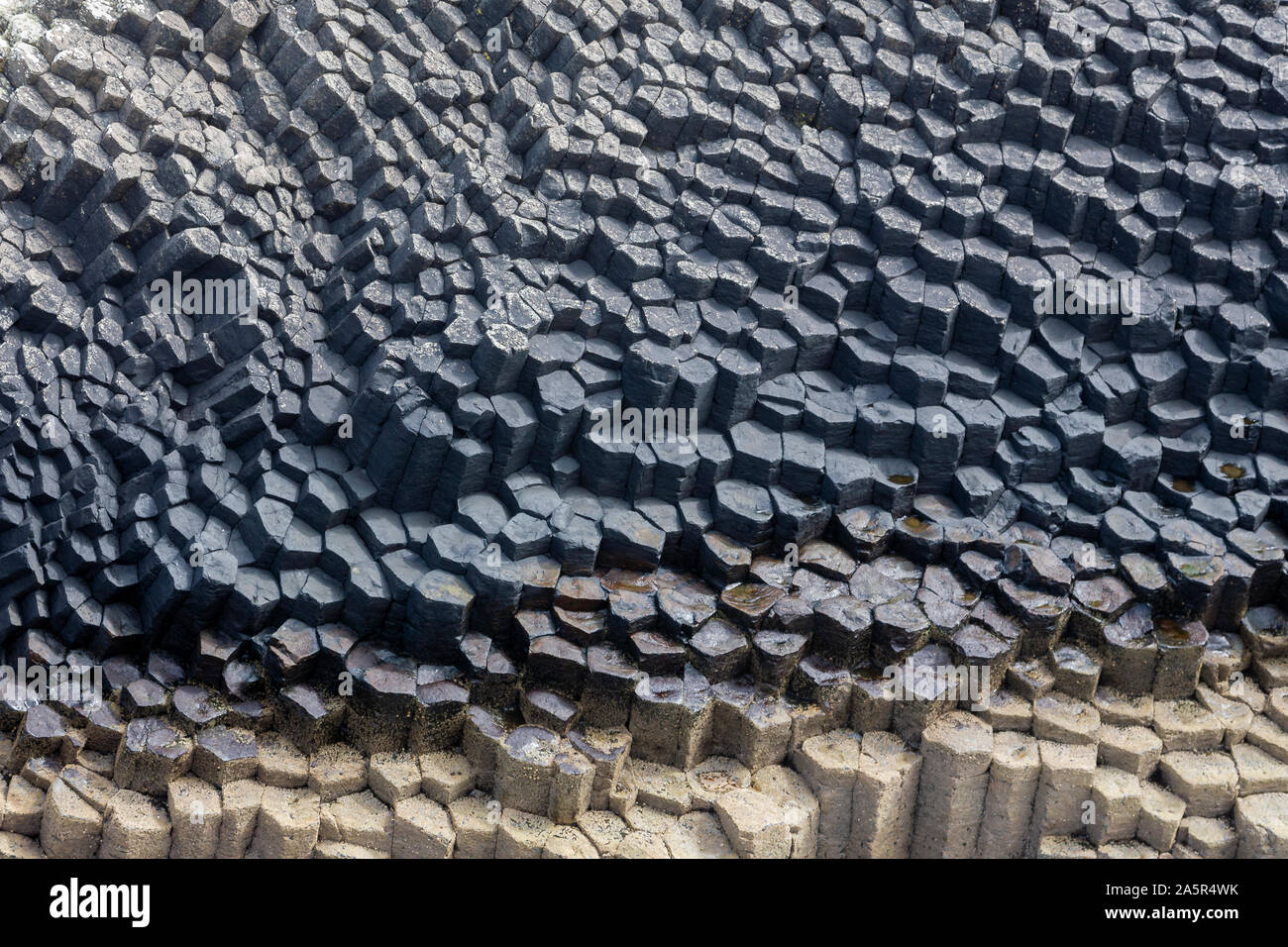 Les formations rocheuses à l'île de Staffa en Ecosse Banque D'Images