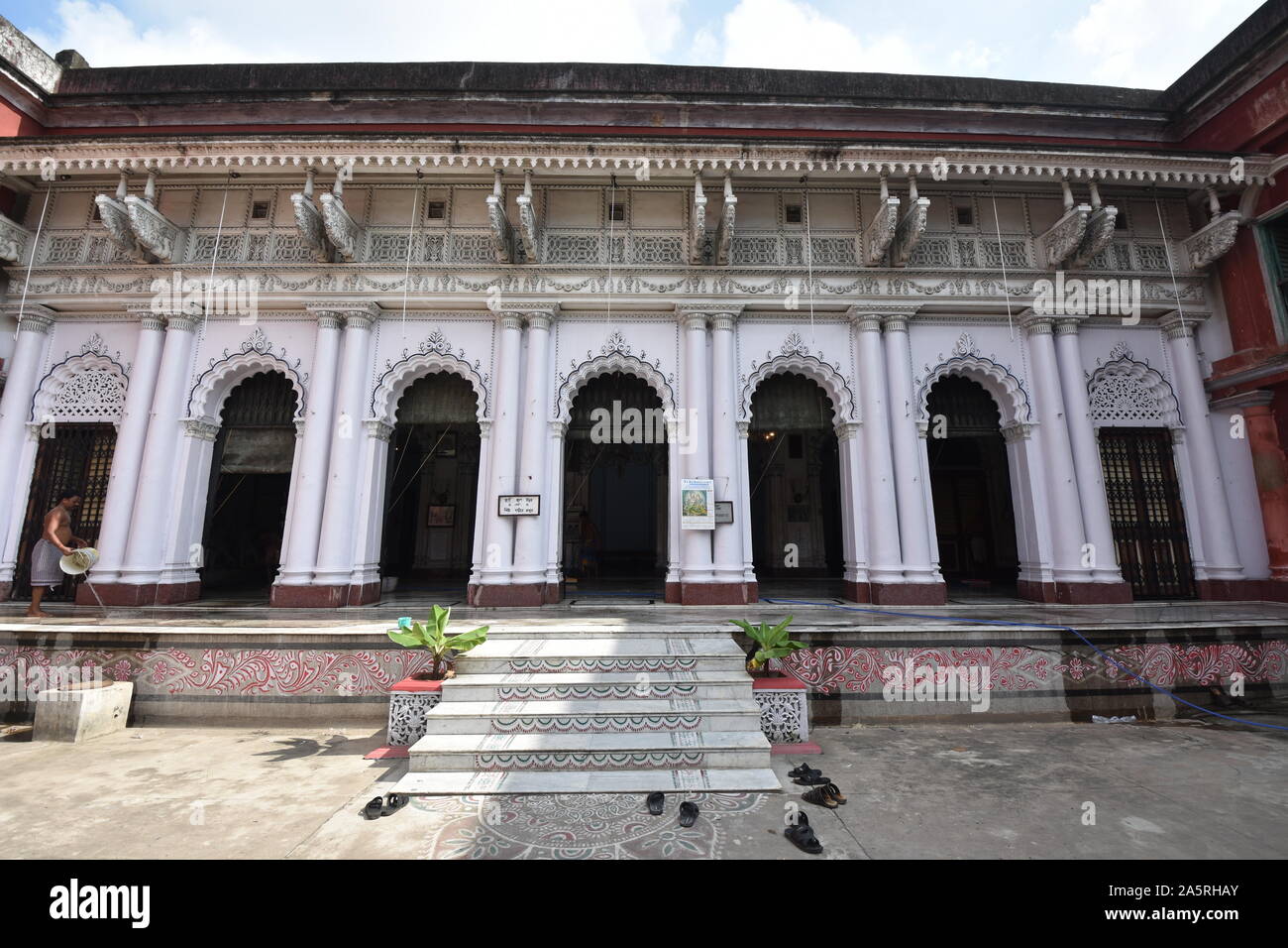Le Shobhabazar Durga Dalan du Palais Royal (Gopinath Bari). 36 Nabakrishna Raja Street. Kolkata, Bengale occidental, Inde. Banque D'Images