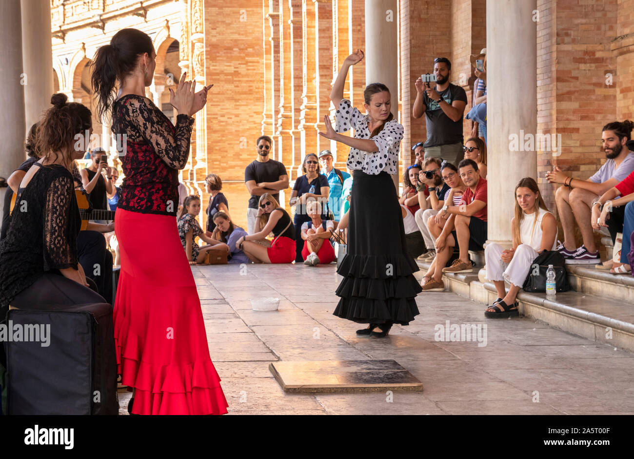Danseuse de Flamenco Séville plaza de Espana danseuse de flamenco espagnol flamenco Séville Séville Andalousie Espagne Europe de l'UE Banque D'Images