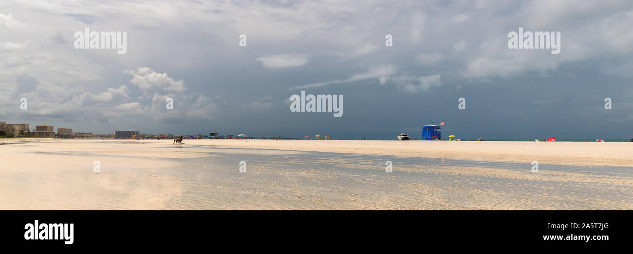 Siesta Key Beach avec des nuages, Floride Banque D'Images