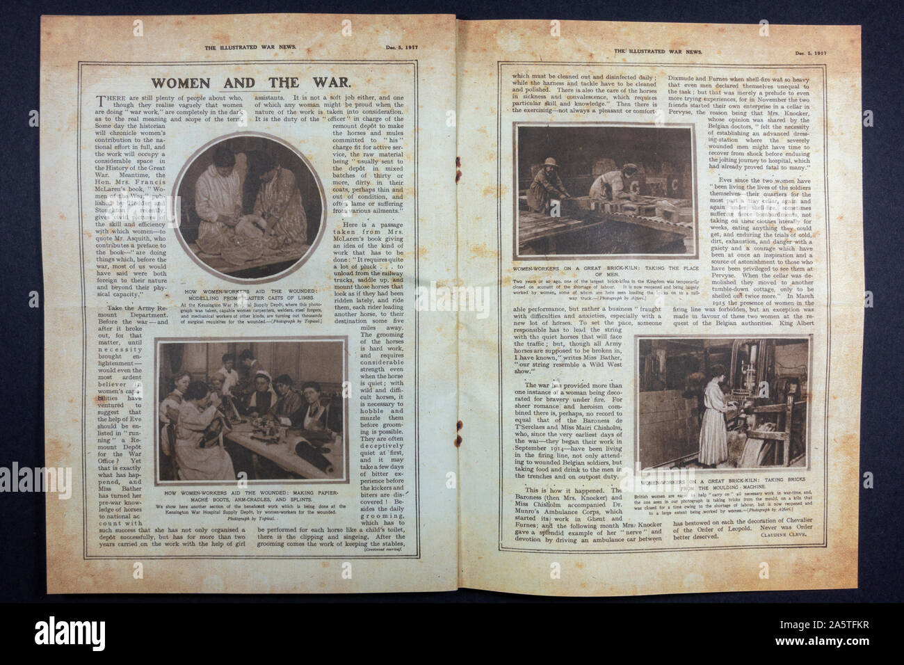 Photographies à l'intérieur de 'La guerre illustré' magazine en temps de guerre (5 décembre 1917), un morceau de répliques de souvenirs de l'ère de la Première Guerre mondiale. Banque D'Images