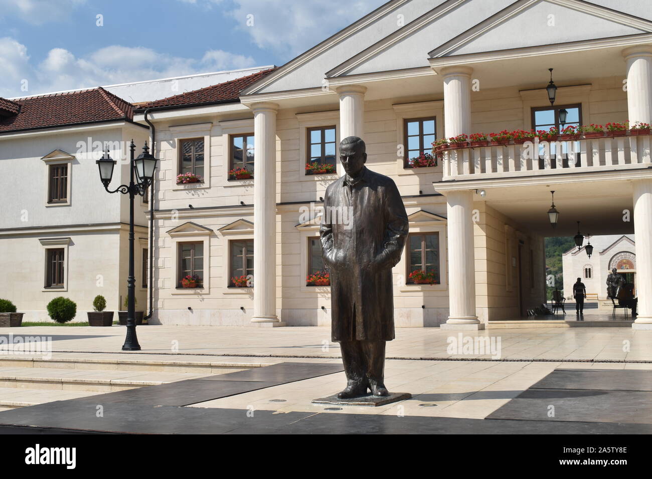 Un monument à Ivo Andric, l'un des plus célèbres écrivains des Balkans, à Visegrad, la Bosnie-et-Herzégovine. Banque D'Images
