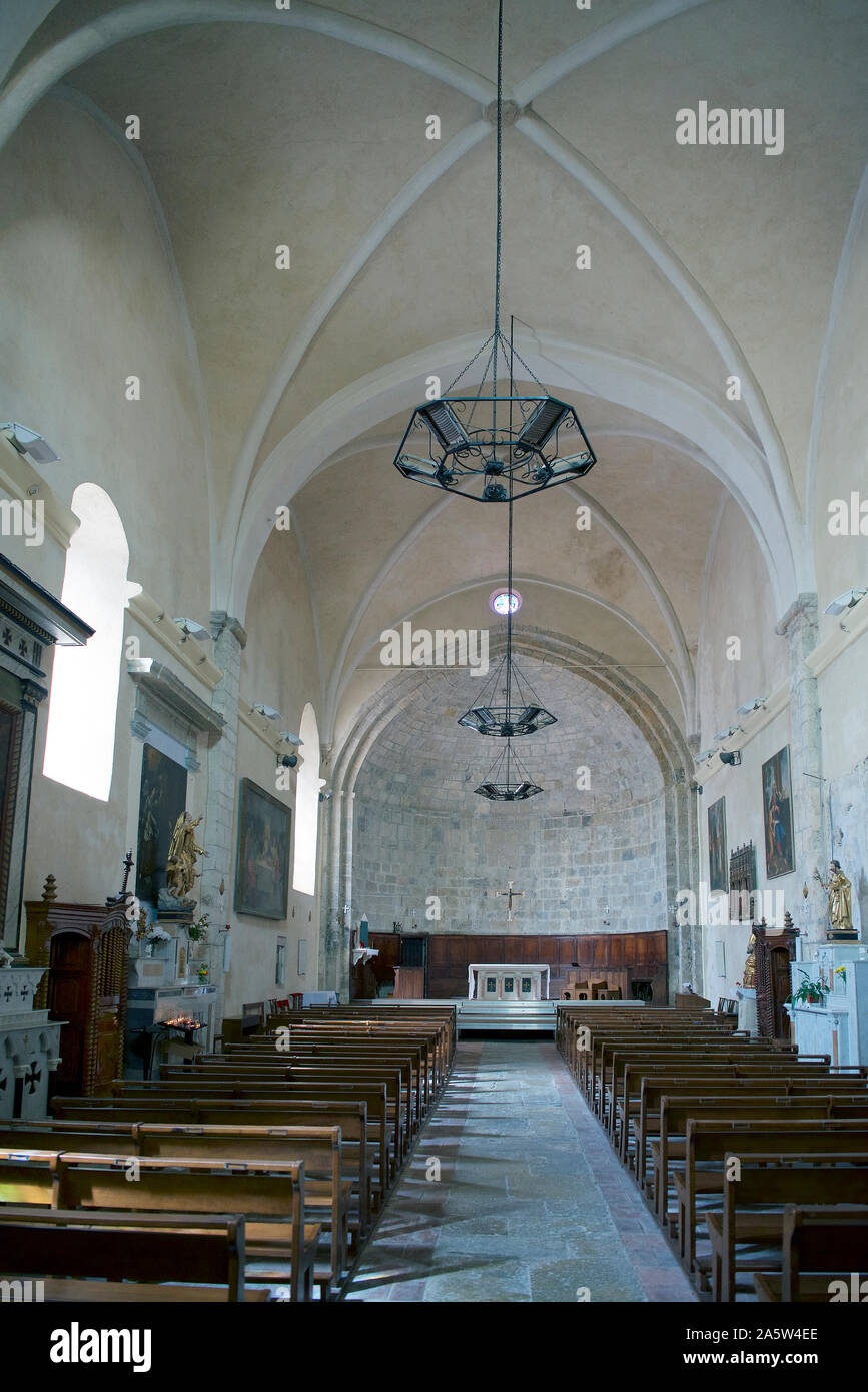 16e siècle l'intérieur de l'église Saint Leger Seillans Provence France Banque D'Images