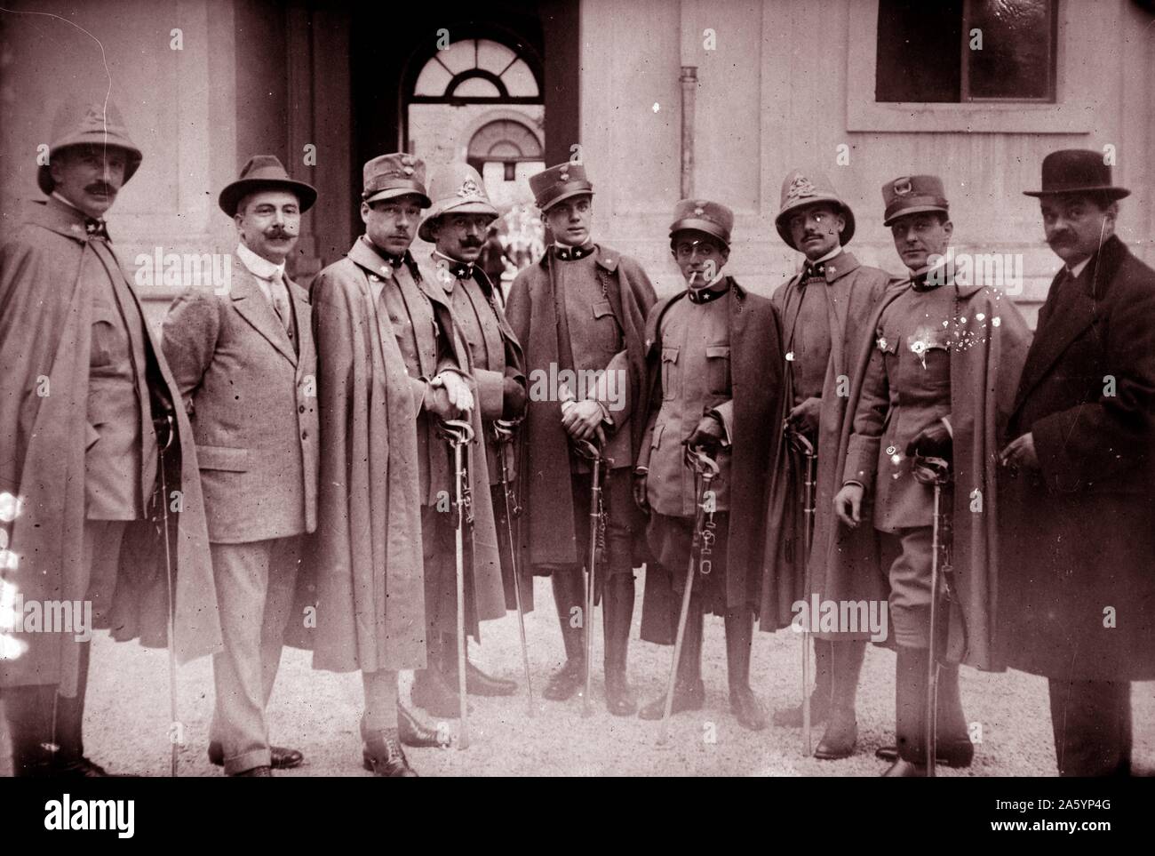 Officiers italiens à Tripoli, Libye pendant la guerre Italo-Turkish Turco-Italian (Guerre) qui a eu lieu entre septembre 1911 et octobre 1912. Banque D'Images