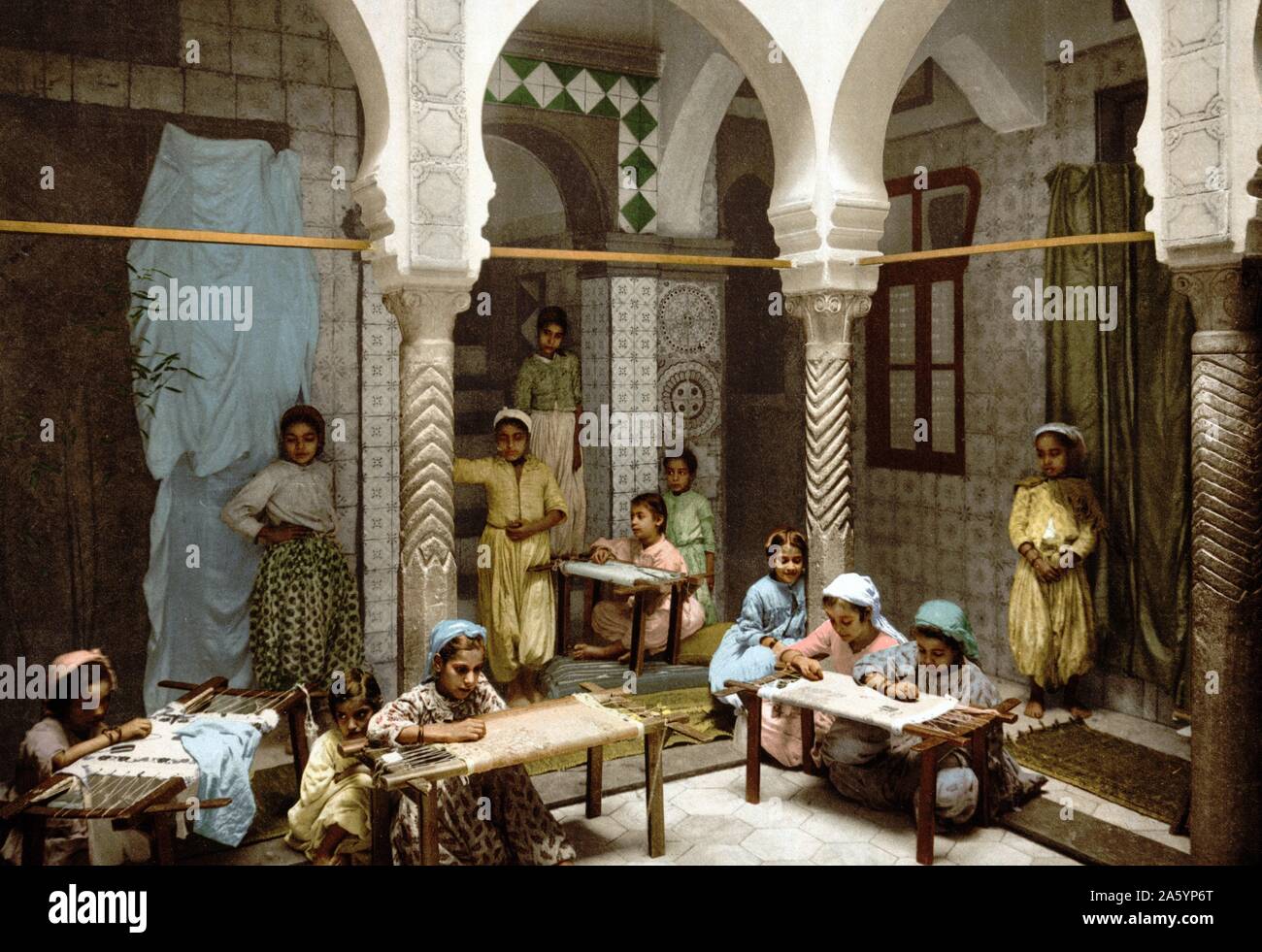 Luce Ben Aben, école de broderie Arabe, Alger, Algérie 1899. Banque D'Images