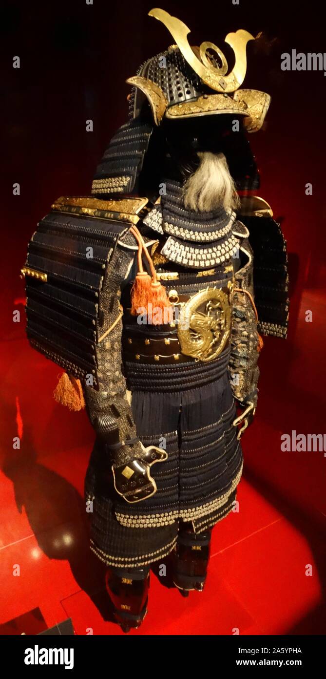 Armure de samouraï japonais fabriqués à partir de bois laqué. En date du 19e siècle Banque D'Images