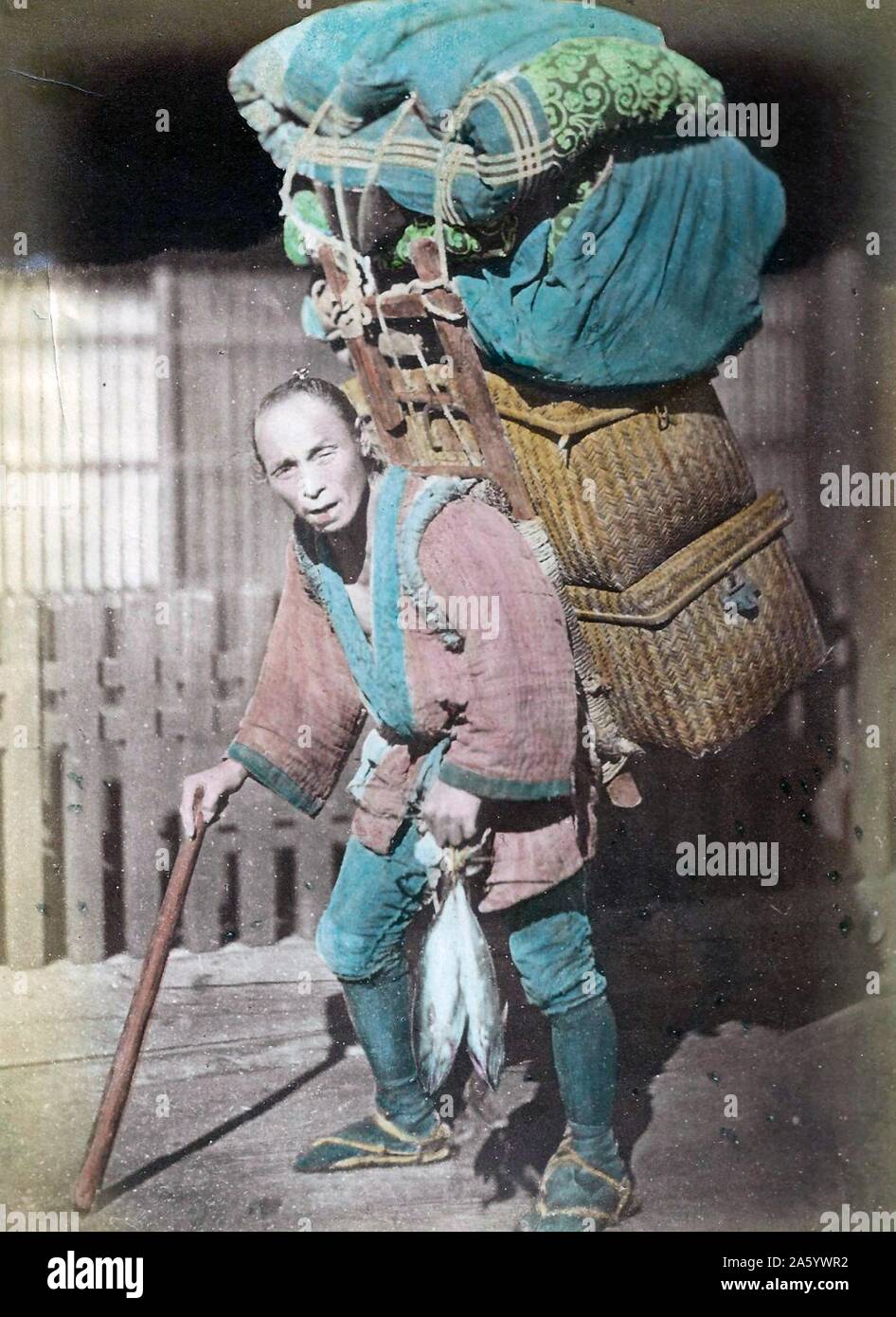 La main, photo de Coolie à Fujiyama par Felice Beato (1832-1909) Italian-British photographe. Datée 1870 Banque D'Images