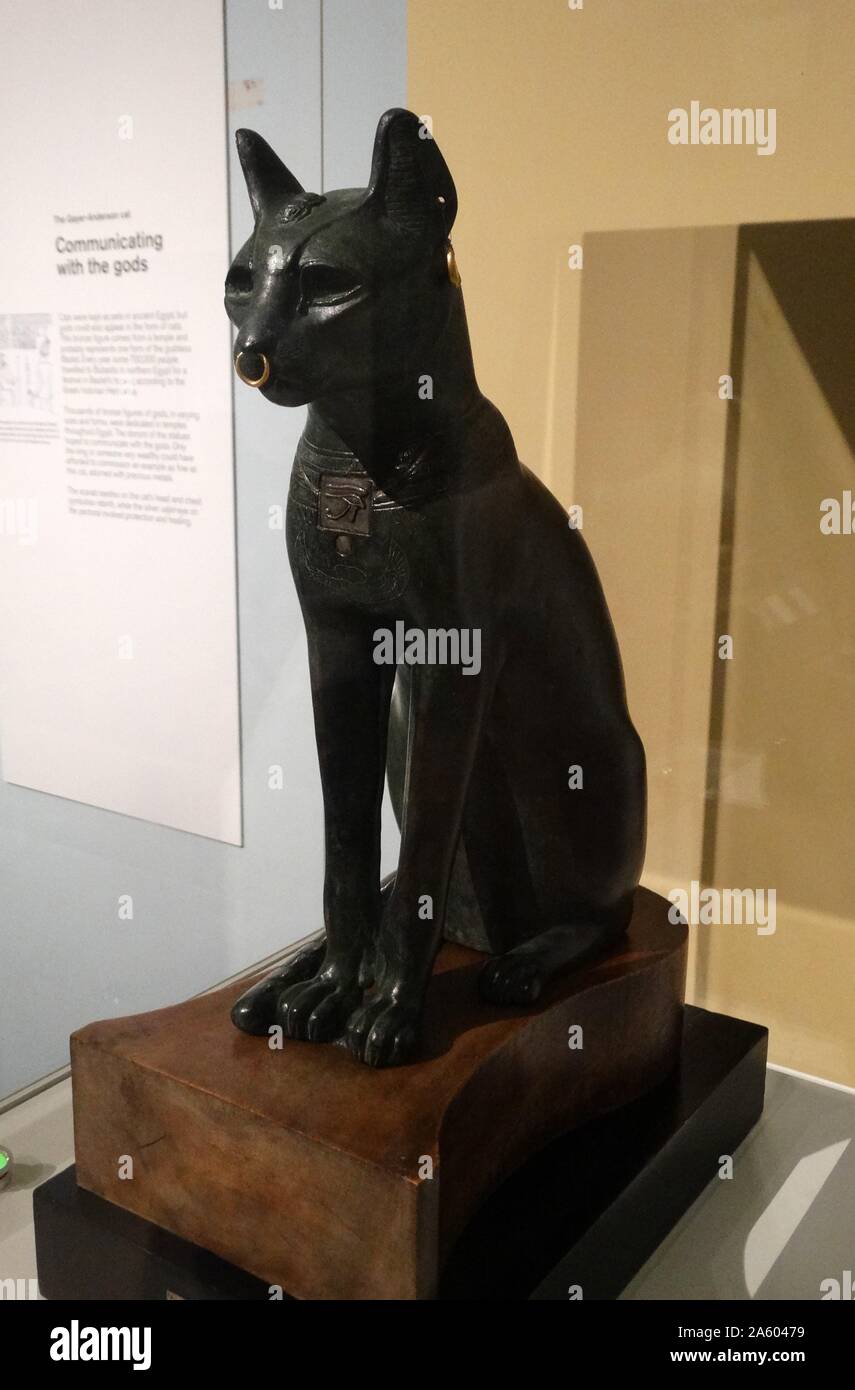 Bronze et d'argent Gayer-Anderson cat. De Saqqara. En date du 600 AV. Banque D'Images