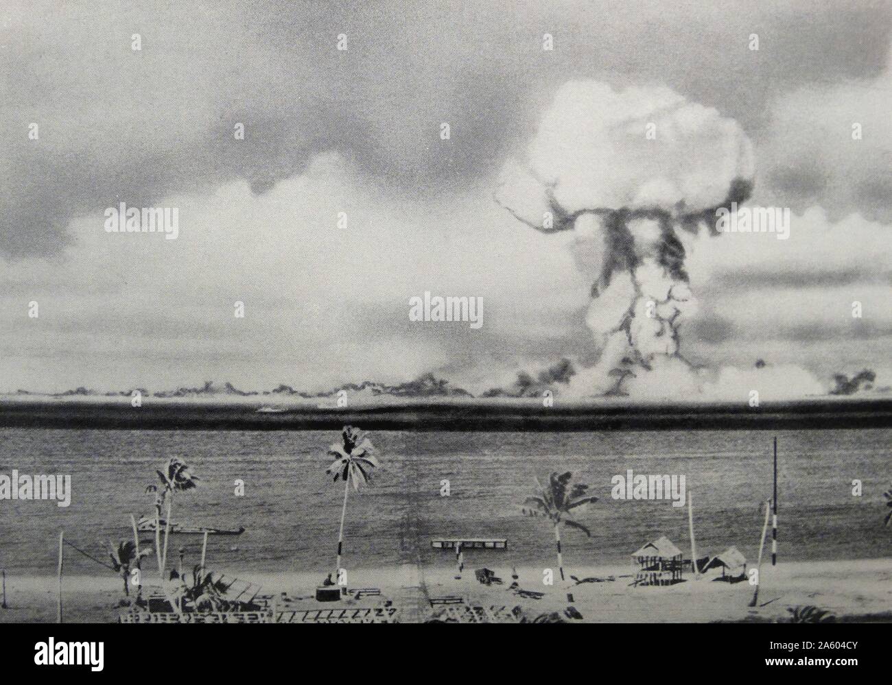 Tirage photographique d'une bombe atomique dans l'atoll de Bikini en Micronésie, le premier essai de sous-marins. Datée 1946 Banque D'Images