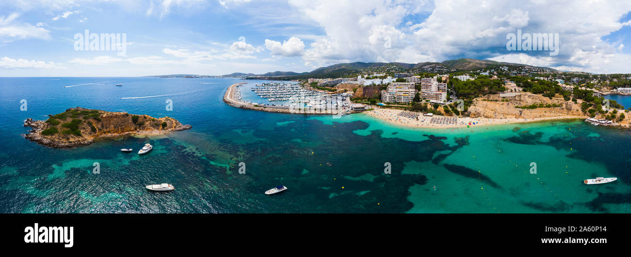 L'Espagne, Îles Baléares, Mallorca, vue aérienne de Portals Nous, port de Puerto Portals, plage Platja de s'Oratori et Illa d'en ventes Banque D'Images