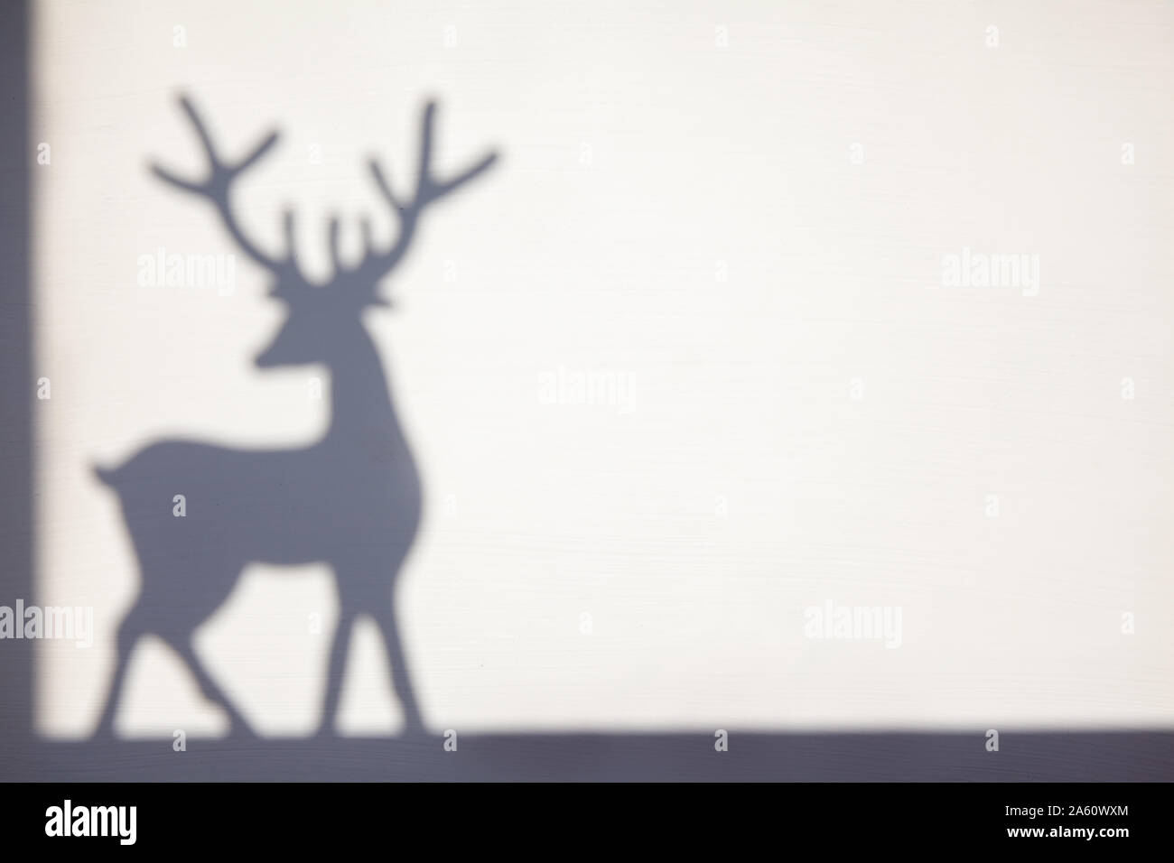 Ombre de la silhouette avec des cornes de cerf, Noël Nouvel an vacances  concept Photo Stock - Alamy