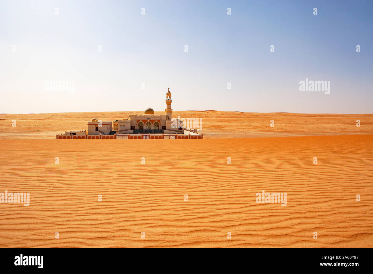 Mosquée dans le désert, Wahiba Sands, Oman Banque D'Images