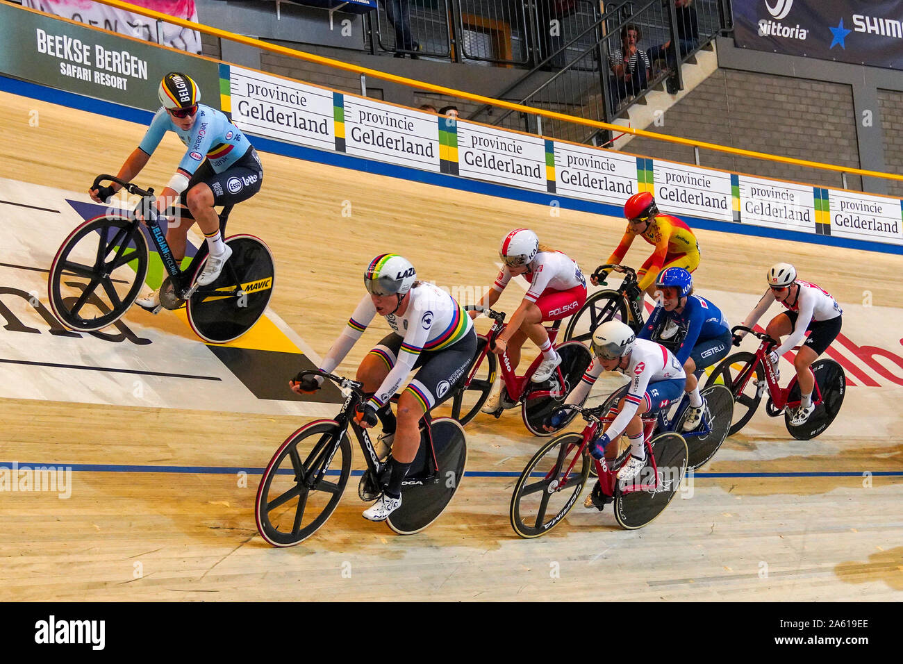 18 octobre 2019 Apeldoorn, pays-Bas Championnat d'Europe de cyclisme de piste 2019 Kirsten Wild s'est réuni dans le haar wiel Laura Kenny de Grande-Bretagne en Letizia Paternoster d'Italie Banque D'Images