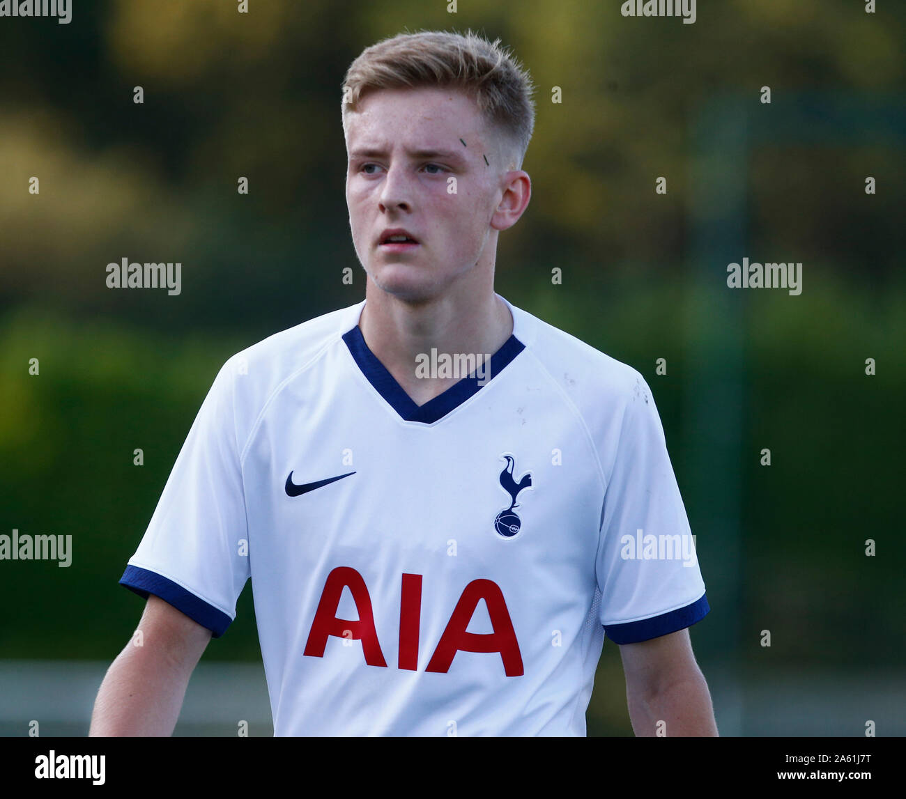 ENFIELD, Angleterre. 22 OCTOBRE : Harvey White de Tottenham Hotspur lors de l'UAFA Ligue entre Tottenham Hotspur et Crvena Zvezda (Étoile rouge de Belgra Banque D'Images