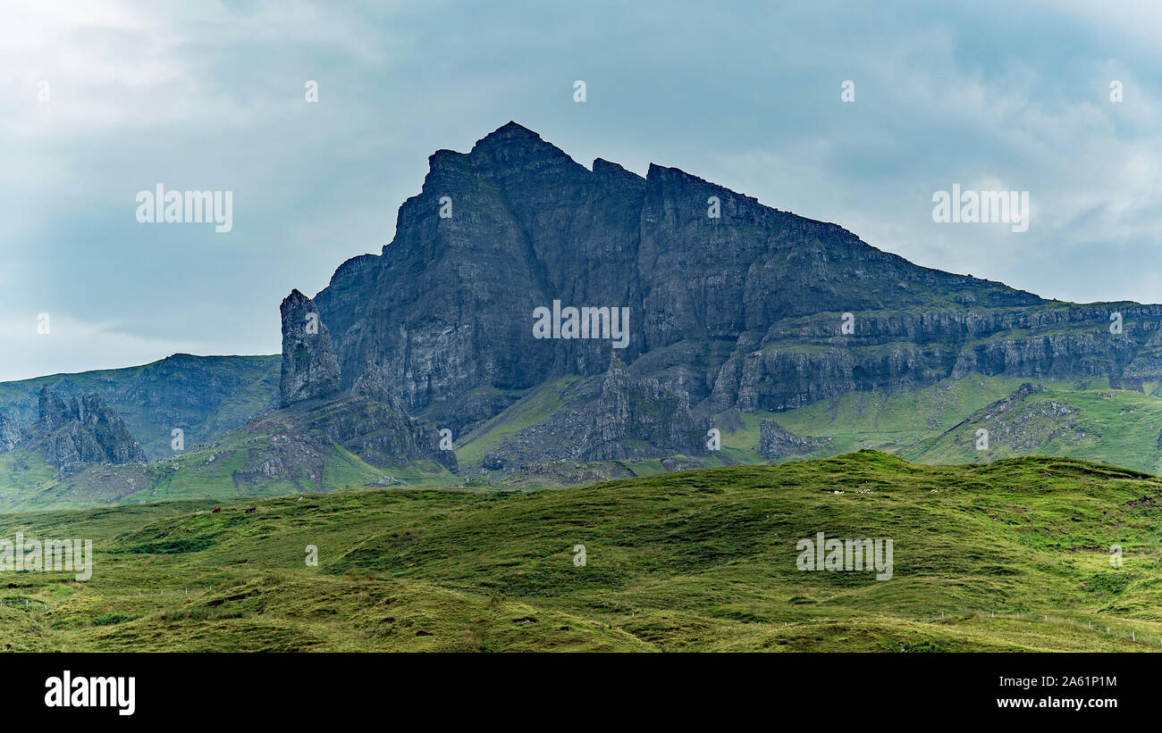 Le vieil homme de Storr et Trotternish ridge - Isle of Skye Banque D'Images