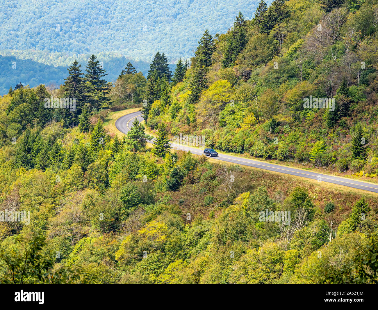 Blue Ridge Parkway dans les Smoky Mountains de Caroline du Nord dans l'Unted States Banque D'Images