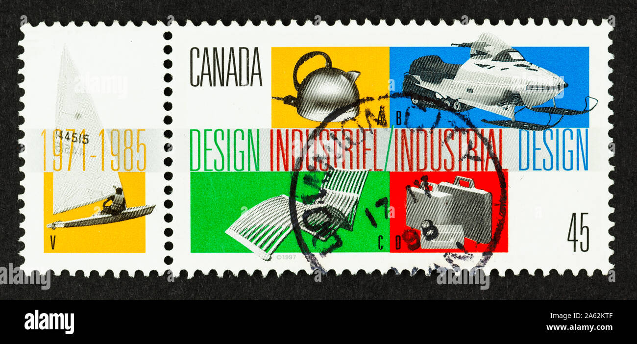 Close up de timbre-poste de récompenser le design industriel. Stamp avec onglet montre divers objets fabriqués au Canada. Banque D'Images