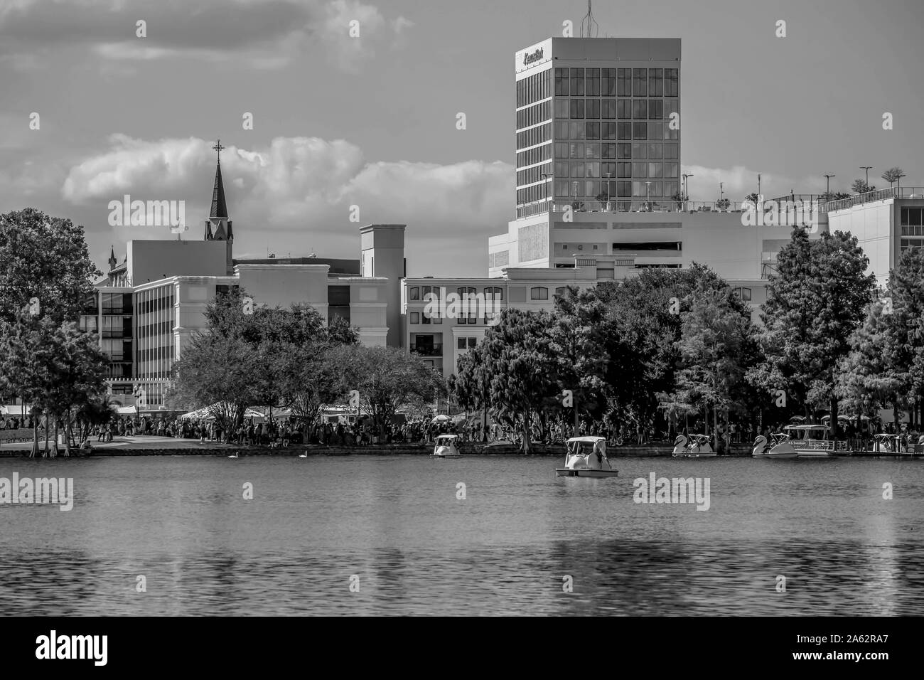 Orlando, Floride. Le 12 octobre 2019. Vue partielle de la gay-parade au lac Eola Park, au centre-ville, Banque D'Images