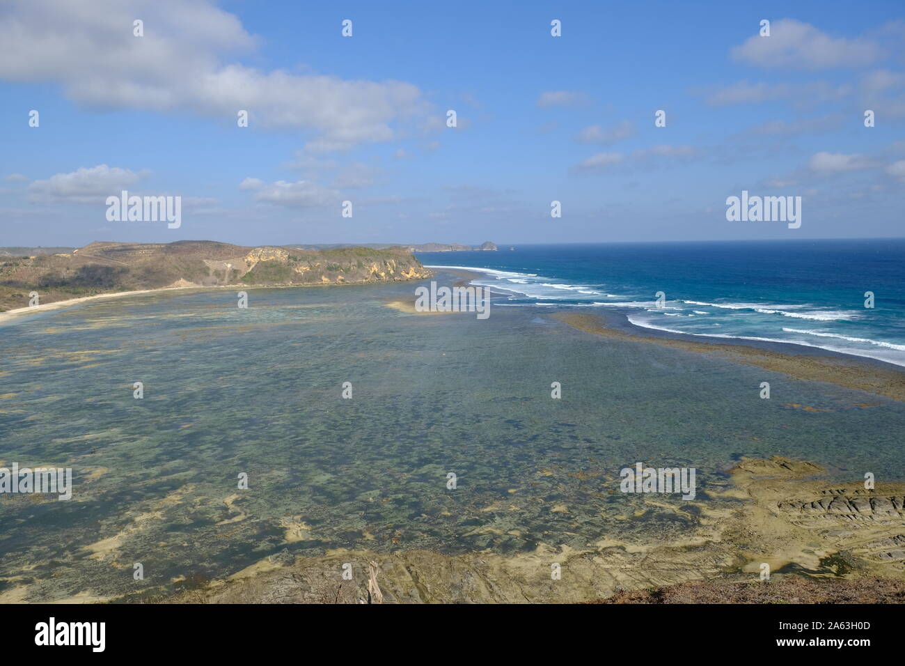 Littoral merveilleux - nature pure, l'Indonésie Lombok Batu Payung Banque D'Images
