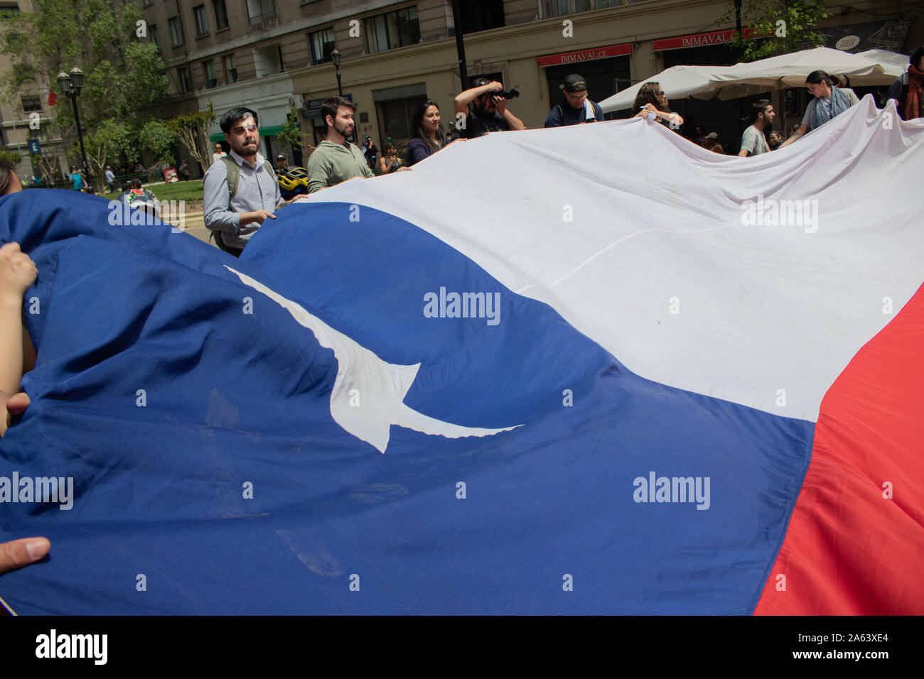 Manifestation pacifique à Paseo Bulnes, Santiago du Chili, 2019. Banque D'Images