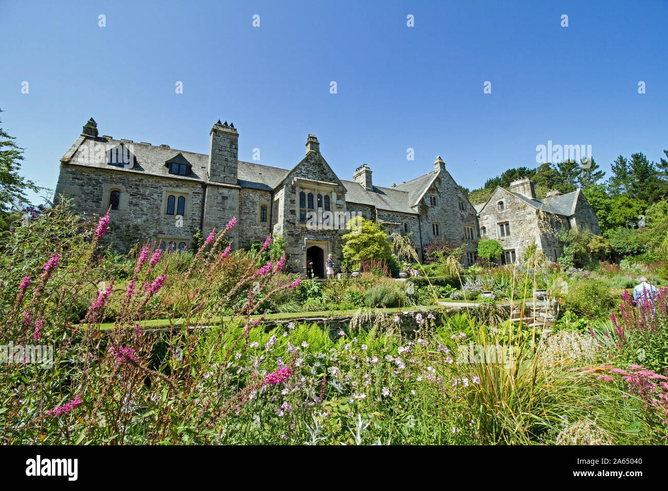 Cotehele House une propriété du National Trust sur les rives de la Rivière Tamar à Cornwall Banque D'Images