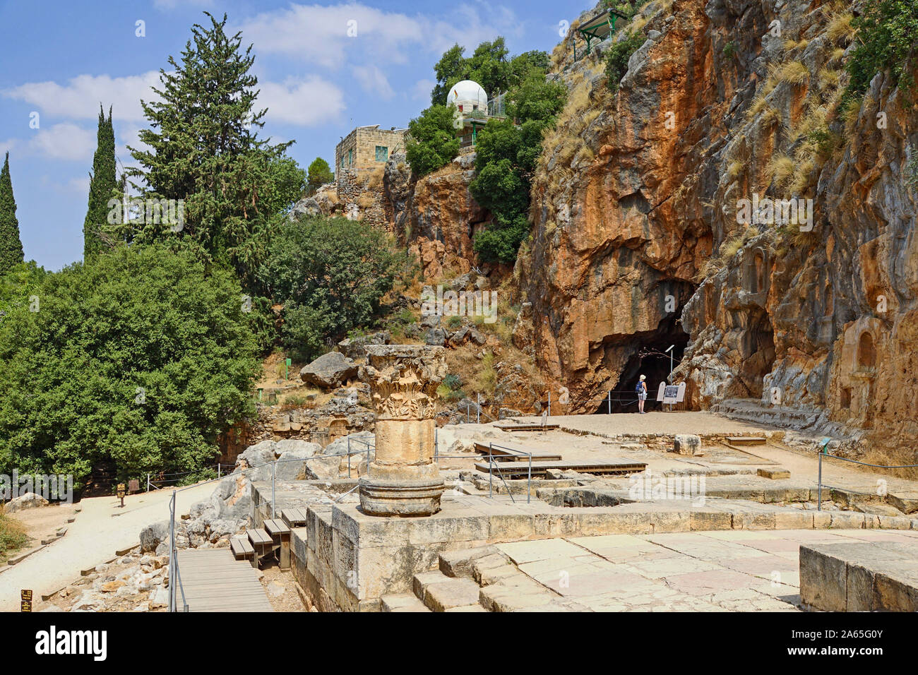 La Cour de Pan et les nymphes, 3e siècle avant notre ère. L'Hermon Stream Nature Reserve et parc archéologique (Banias) Golan Israël Banque D'Images