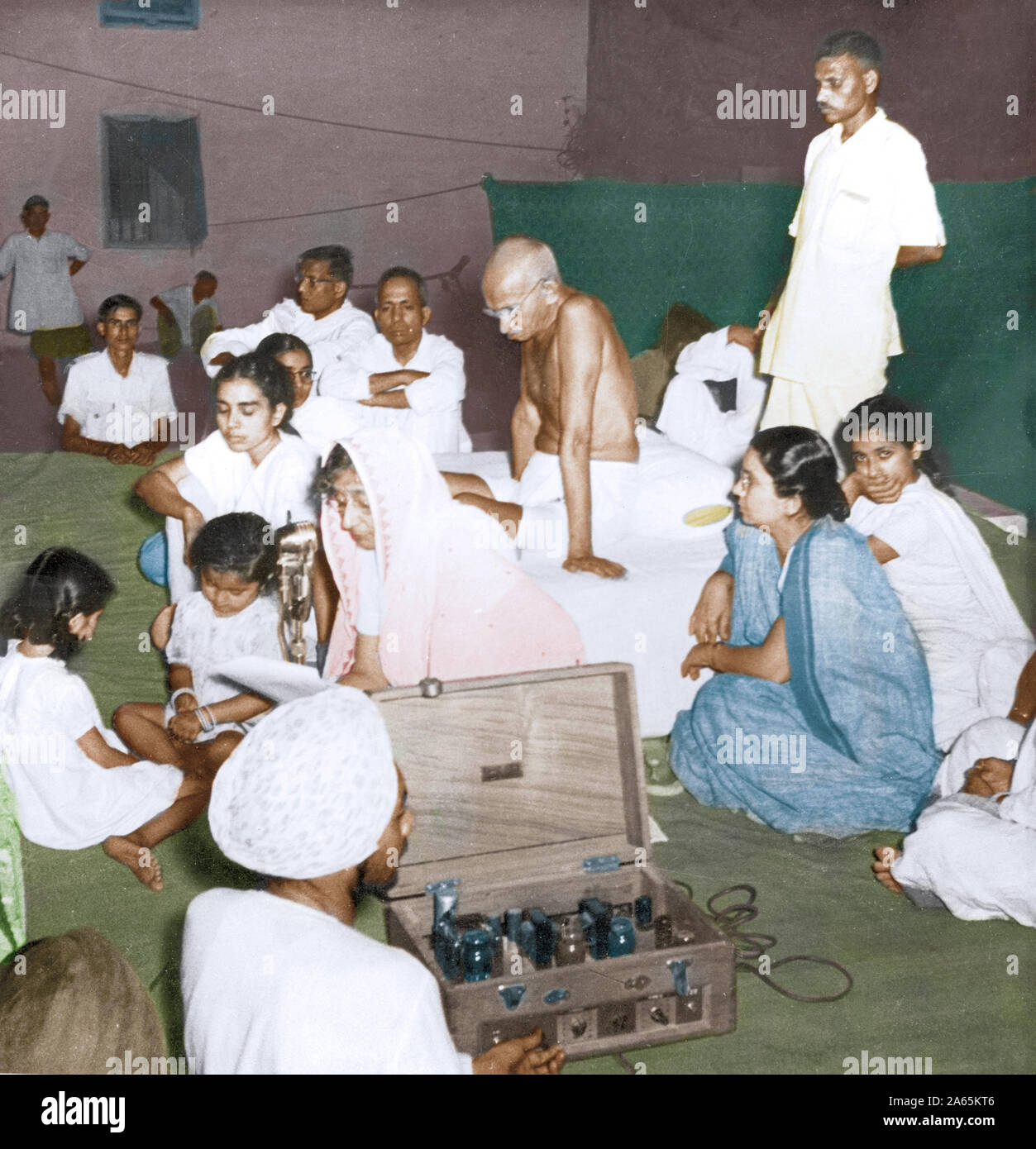 Rajkumari Amrit Kaur lecture discours Mahatma Gandhi, Inde, Asie, novembre 1947 Banque D'Images