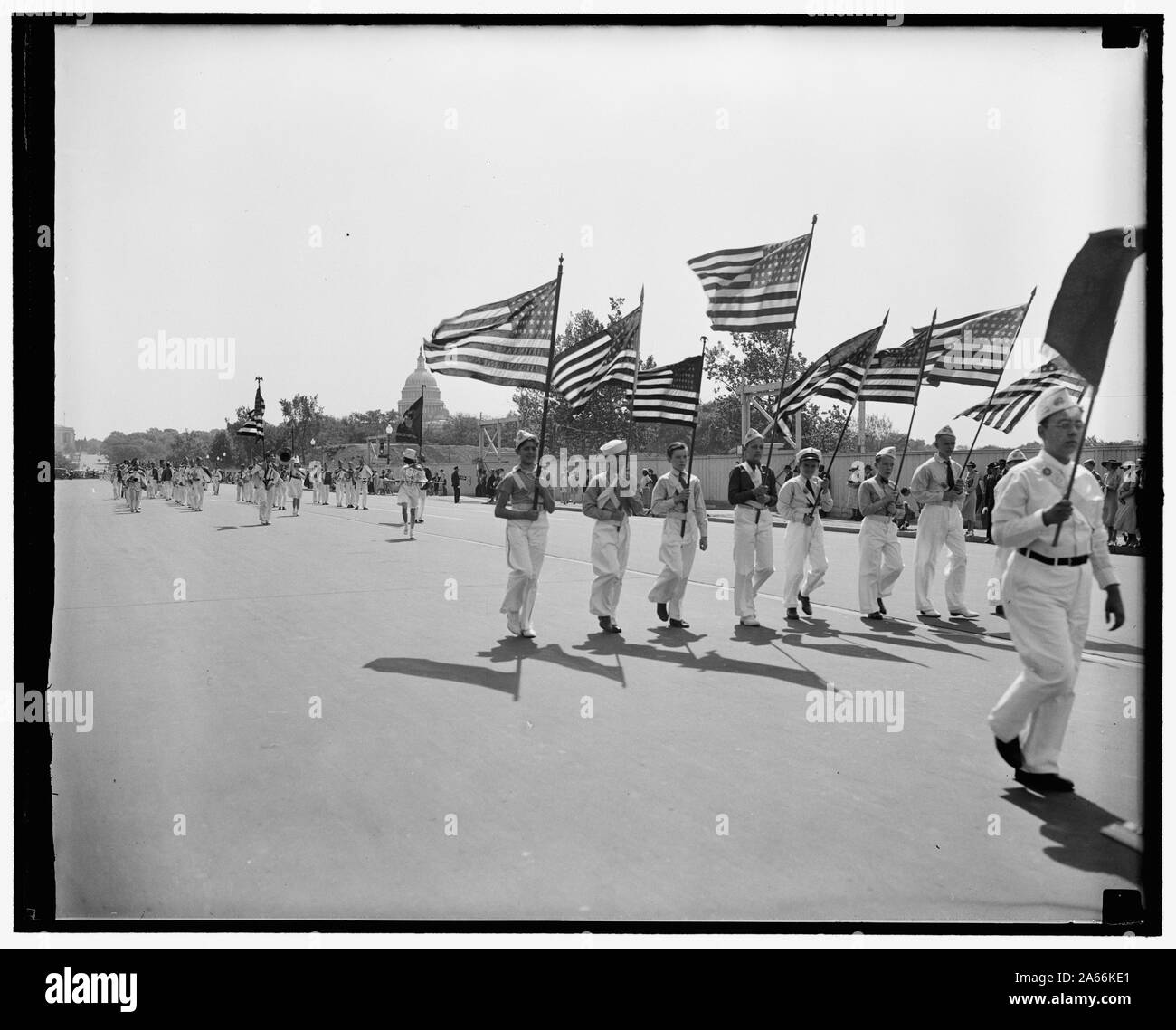 Washington, D.C., le 7 mai. Des patrouilles d'écolier du eastern seabord monté leurs sécurité annuel défilé dans Constitution Ave., New York aujourd'hui, avec 1500 jeunes, avaient la plus forte délégation à la parade, 5/7/38 Banque D'Images