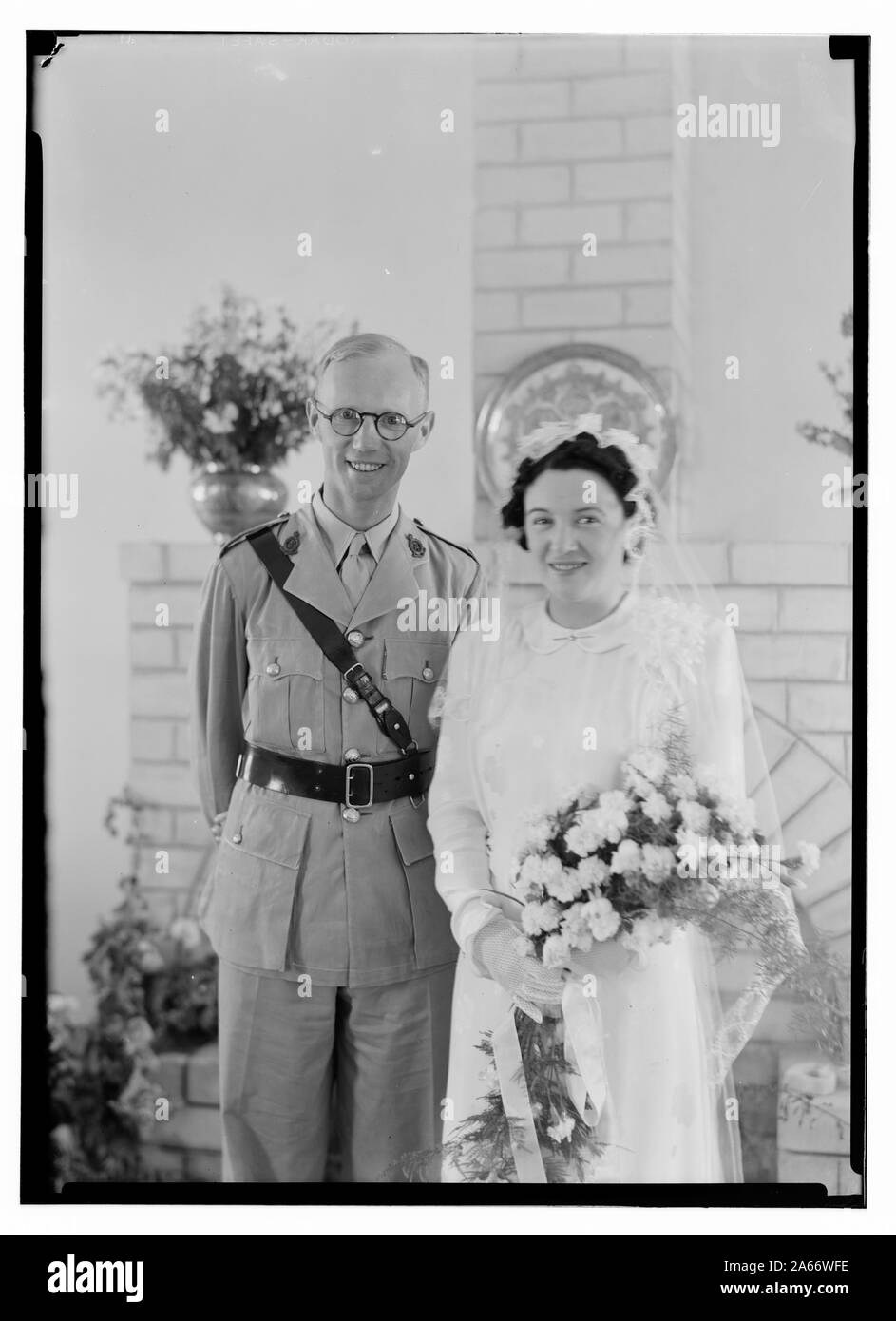 Mariage, M. Paton & Soeur Sloan, 23 juin '43 Banque D'Images